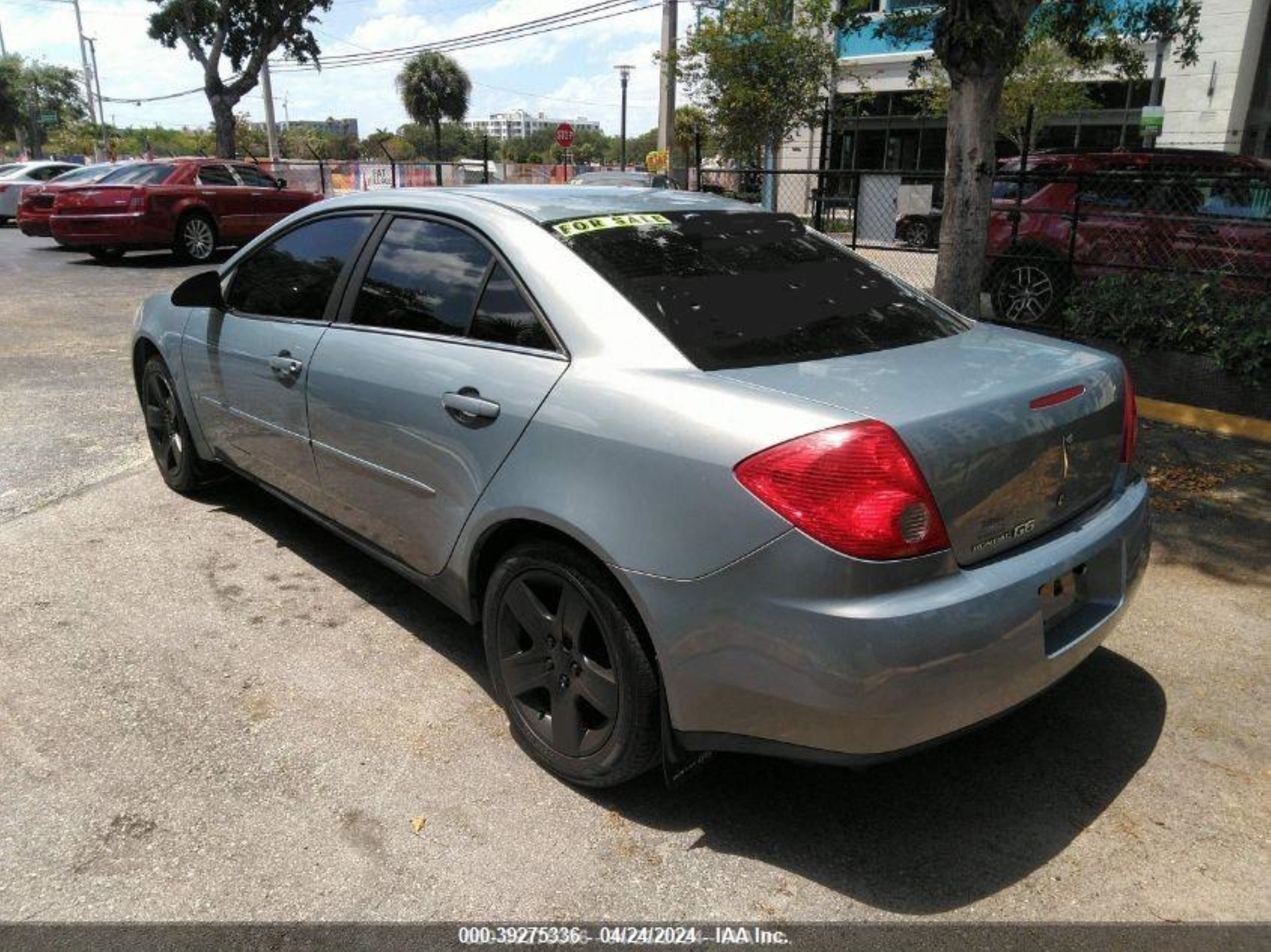 Photo 2 VIN: 1G2ZG58B674218697 - PONTIAC G6 