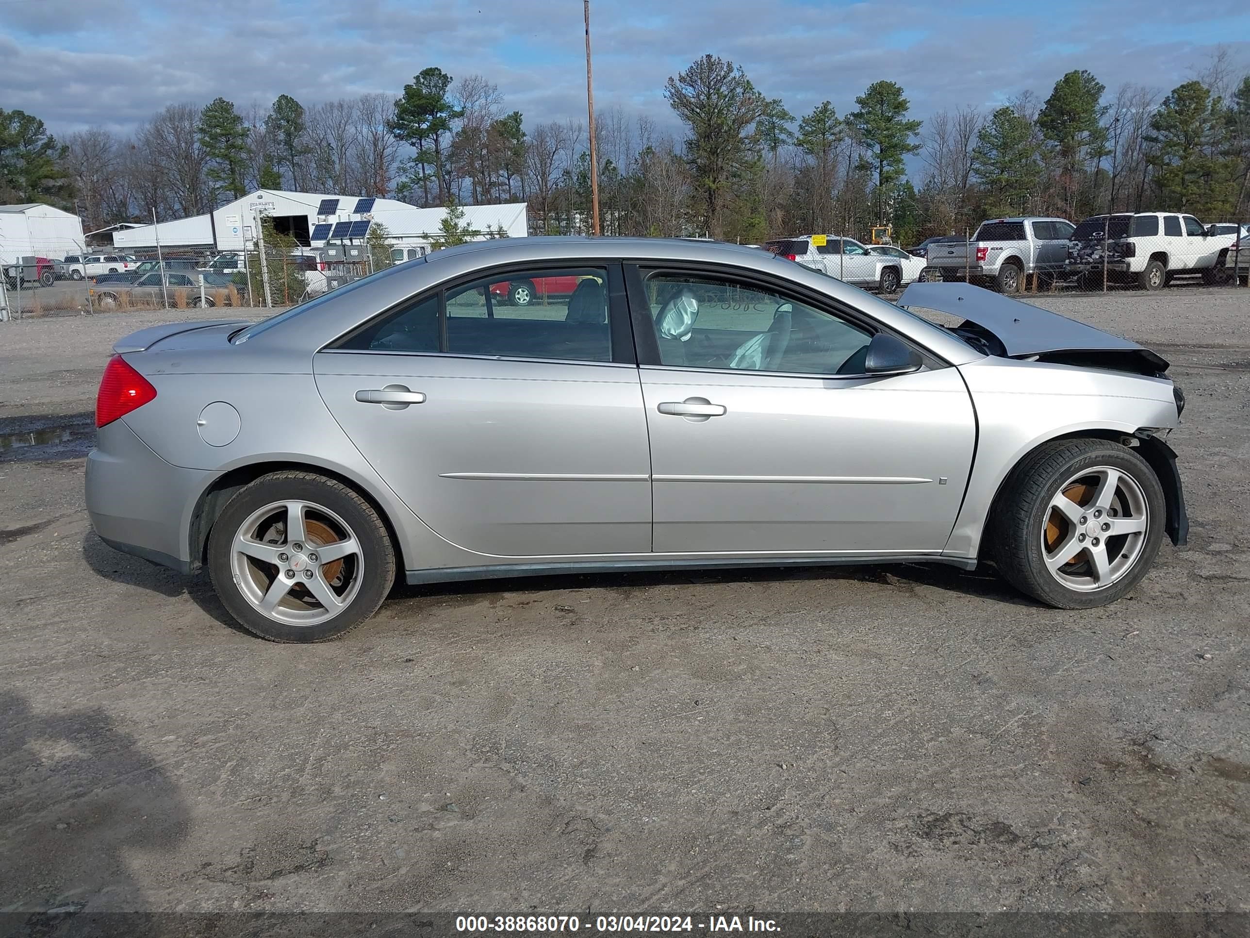 Photo 12 VIN: 1G2ZG58N174186865 - PONTIAC G6 