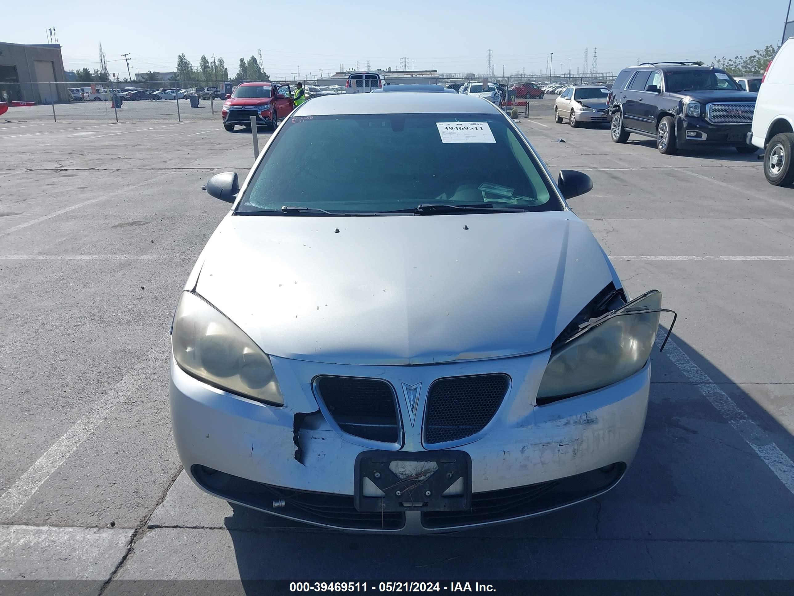 Photo 11 VIN: 1G2ZG58N174260091 - PONTIAC G6 