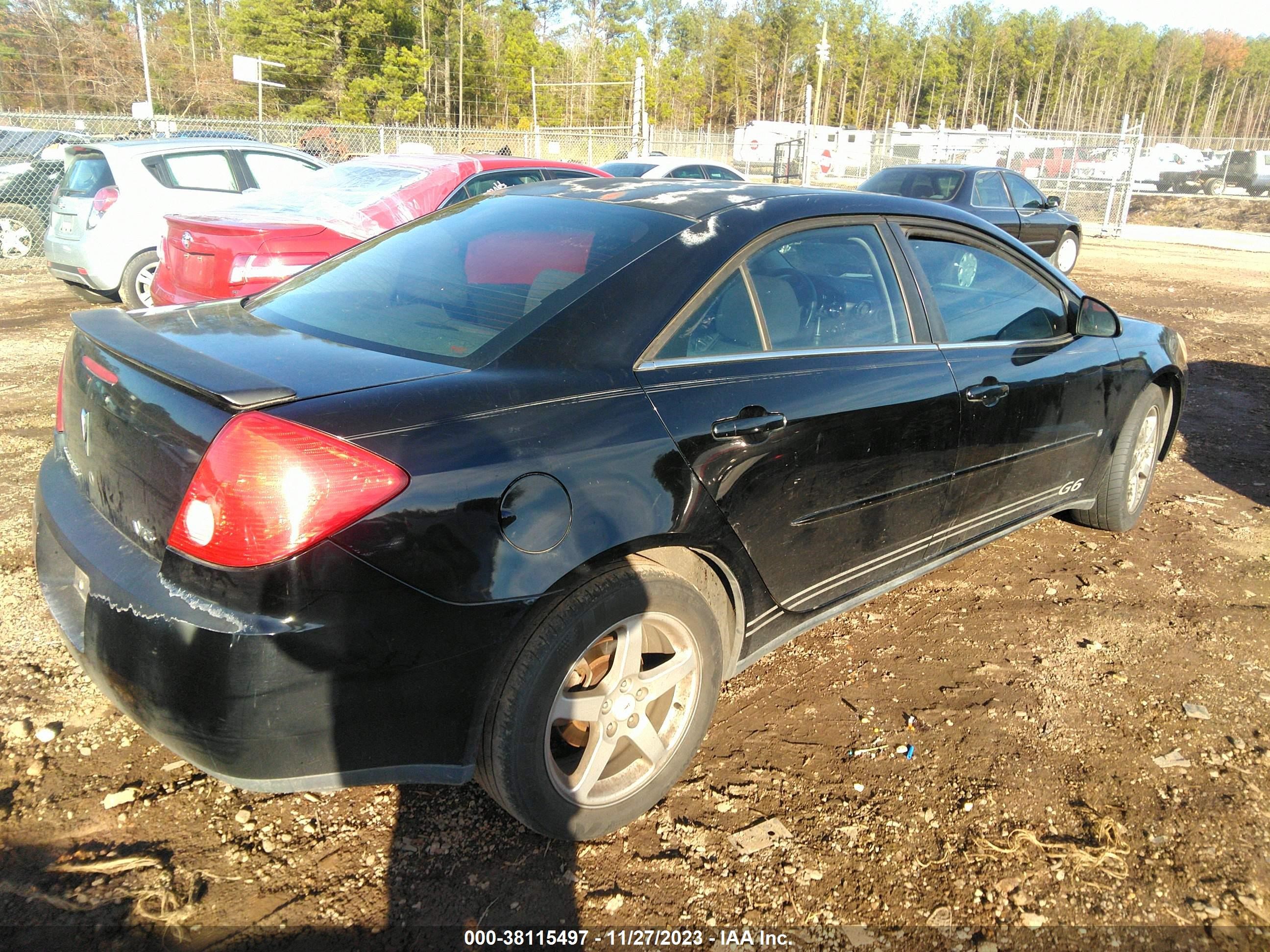 Photo 3 VIN: 1G2ZG58N374140373 - PONTIAC G6 