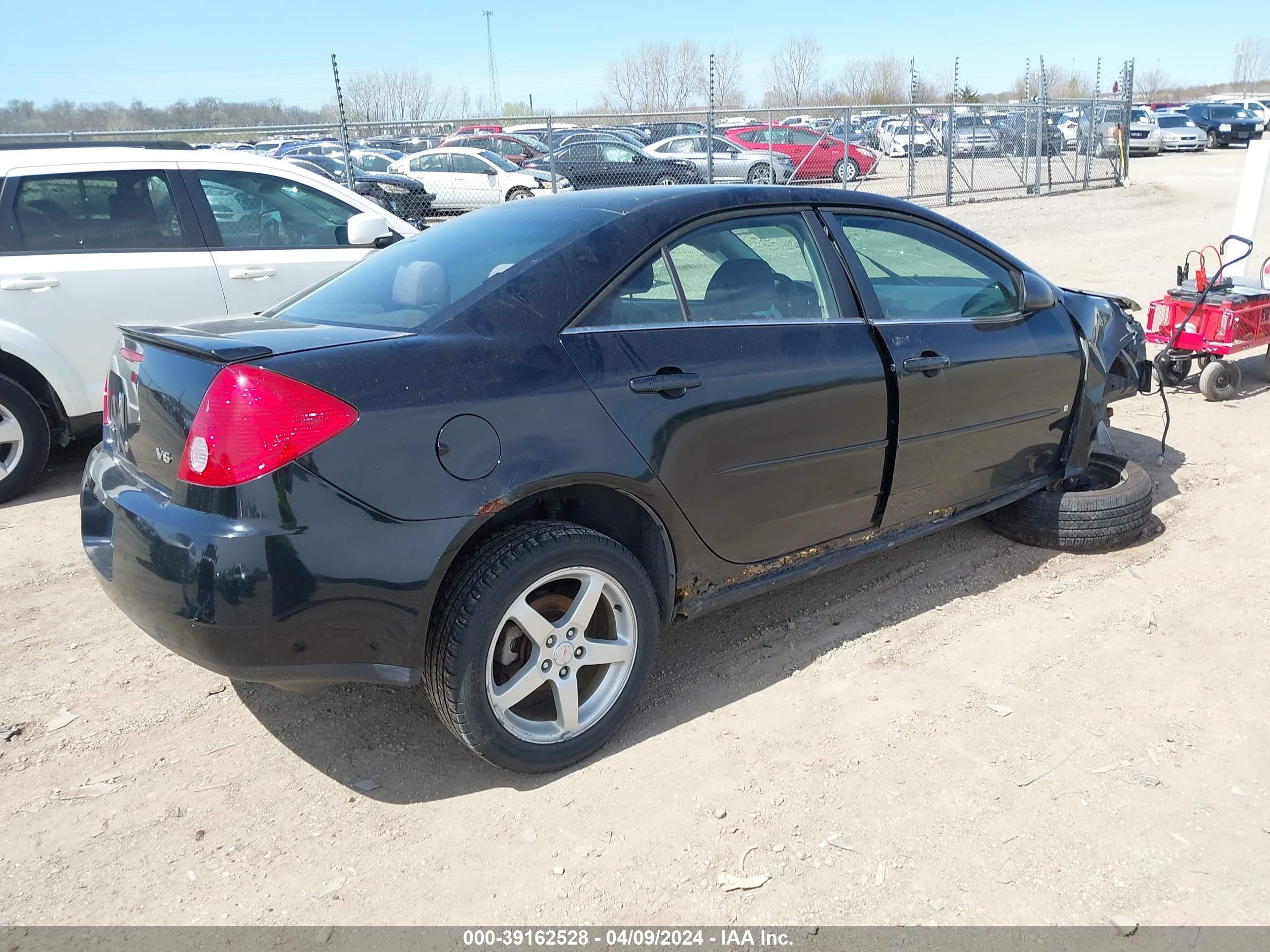 Photo 3 VIN: 1G2ZG58N474115787 - PONTIAC G6 