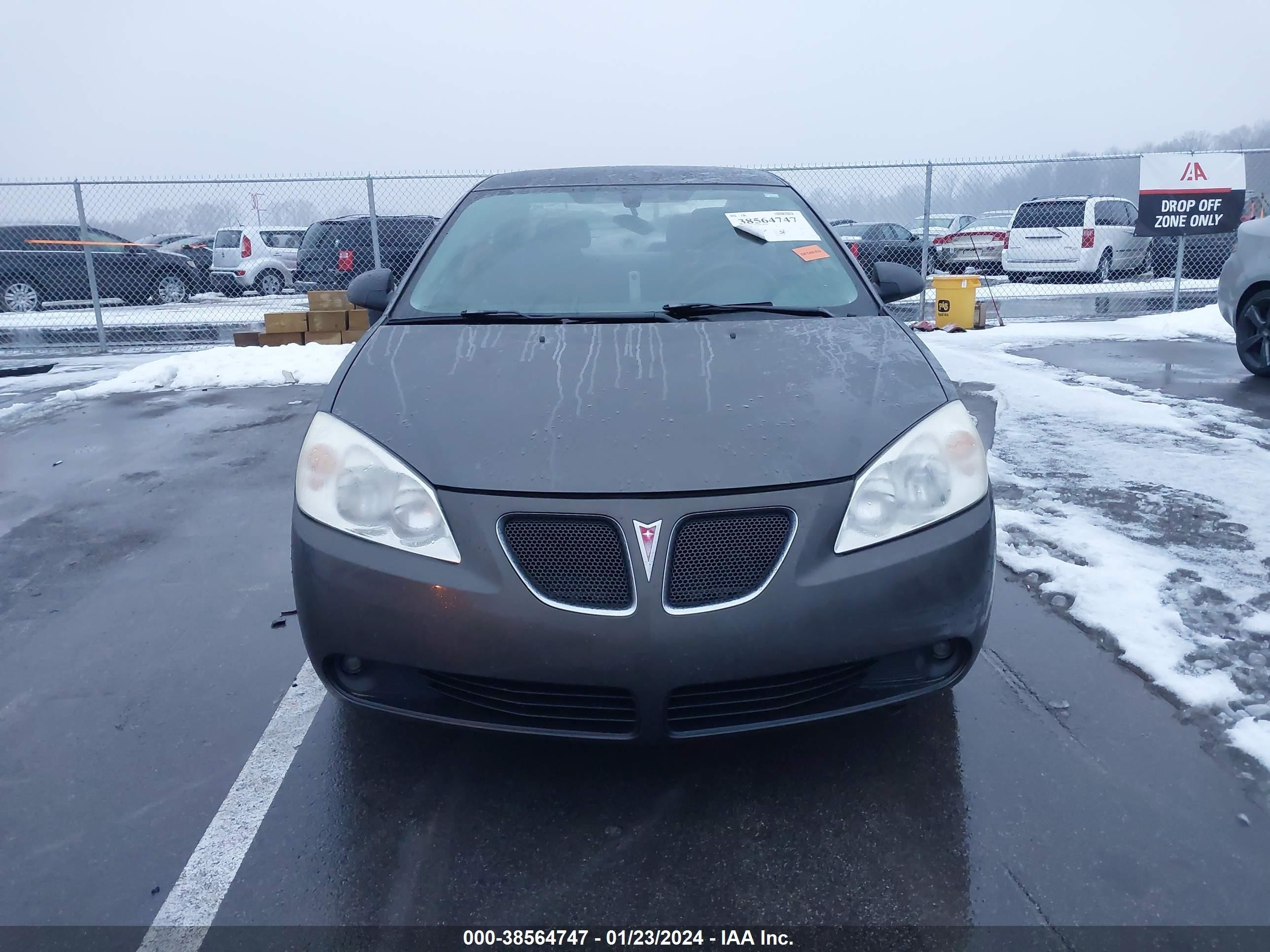 Photo 12 VIN: 1G2ZG58N574159362 - PONTIAC G6 