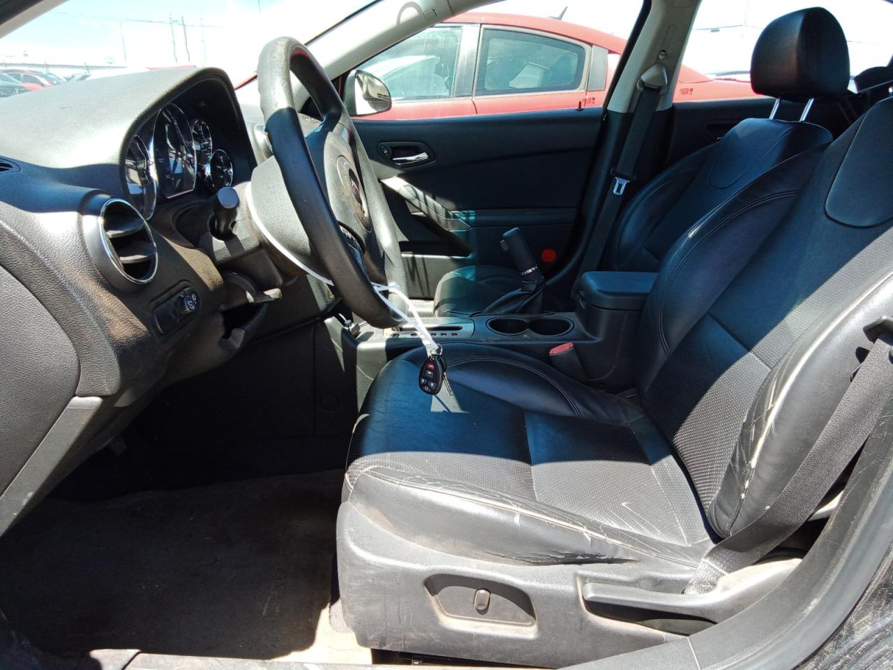 Photo 6 VIN: 1G2ZG58N774188717 - PONTIAC G6 