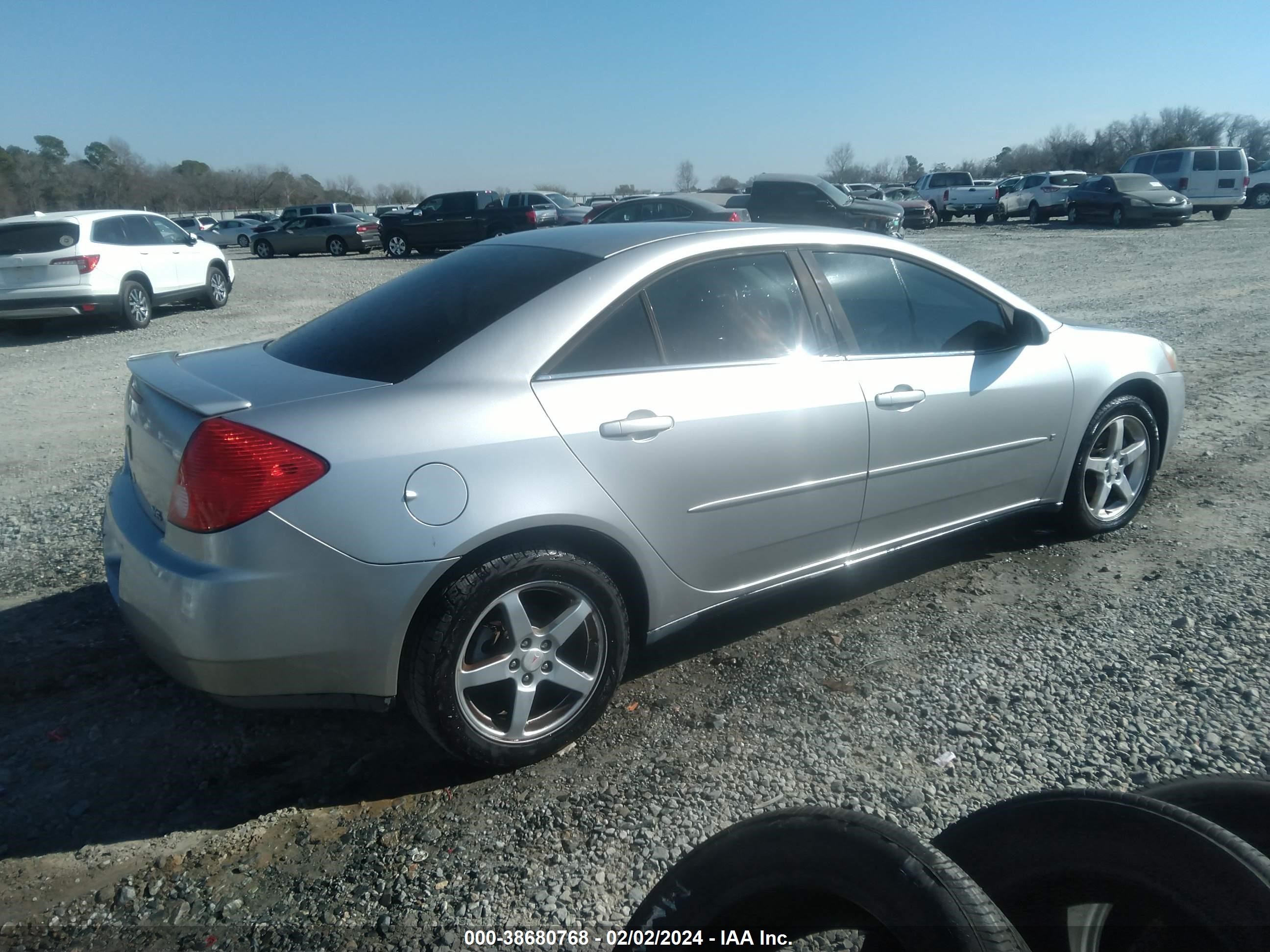 Photo 3 VIN: 1G2ZG58N974276183 - PONTIAC G6 