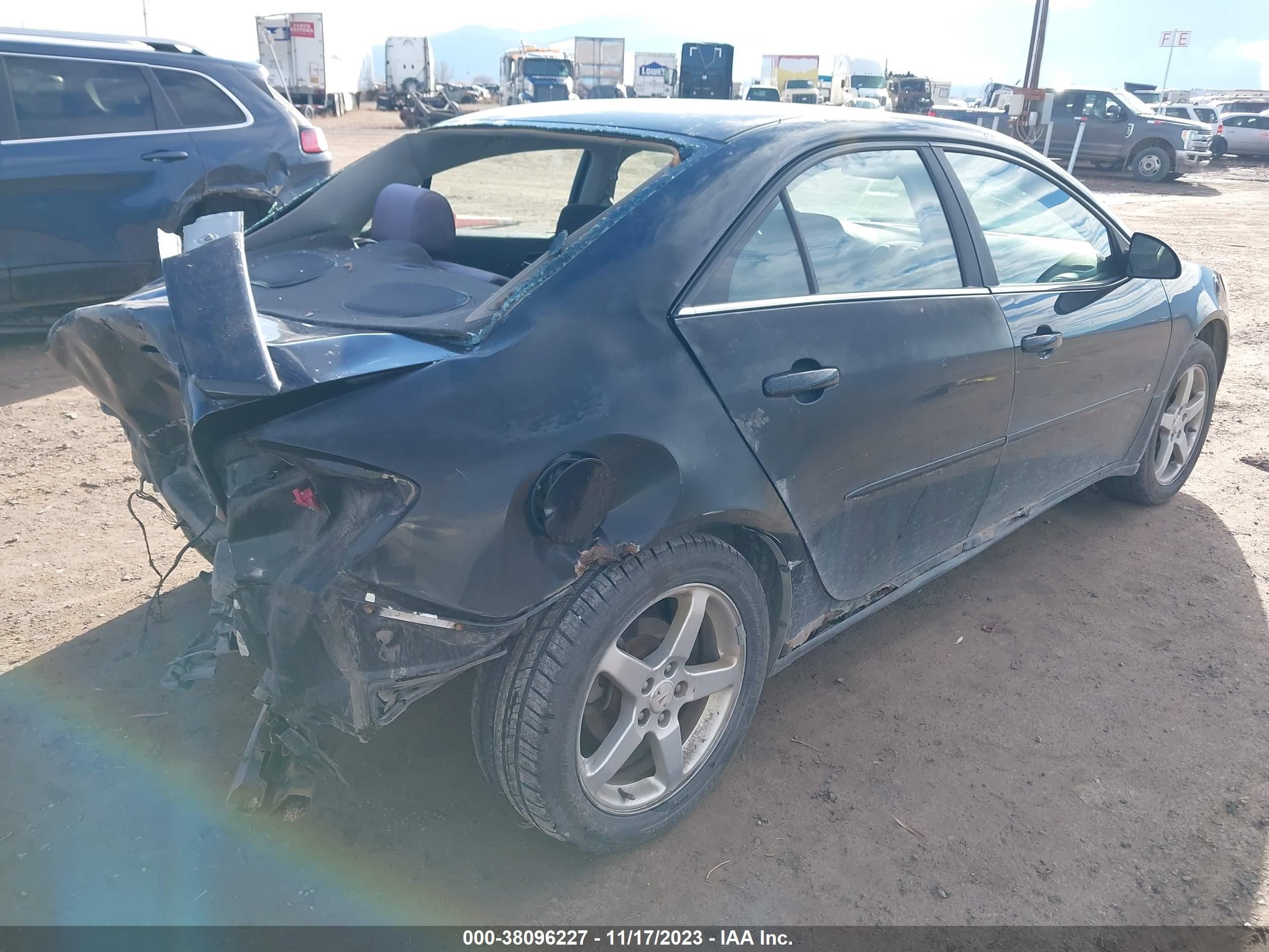 Photo 3 VIN: 1G2ZG58NX74146400 - PONTIAC G6 