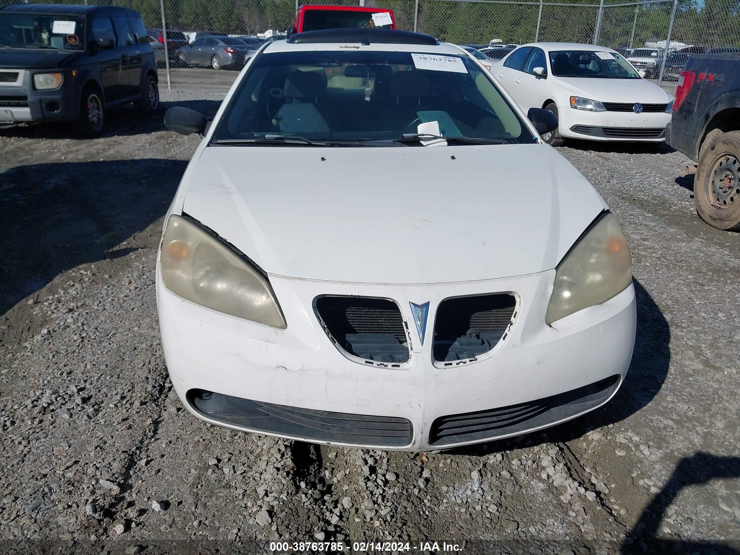 Photo 5 VIN: 1G2ZH158164226963 - PONTIAC G6 