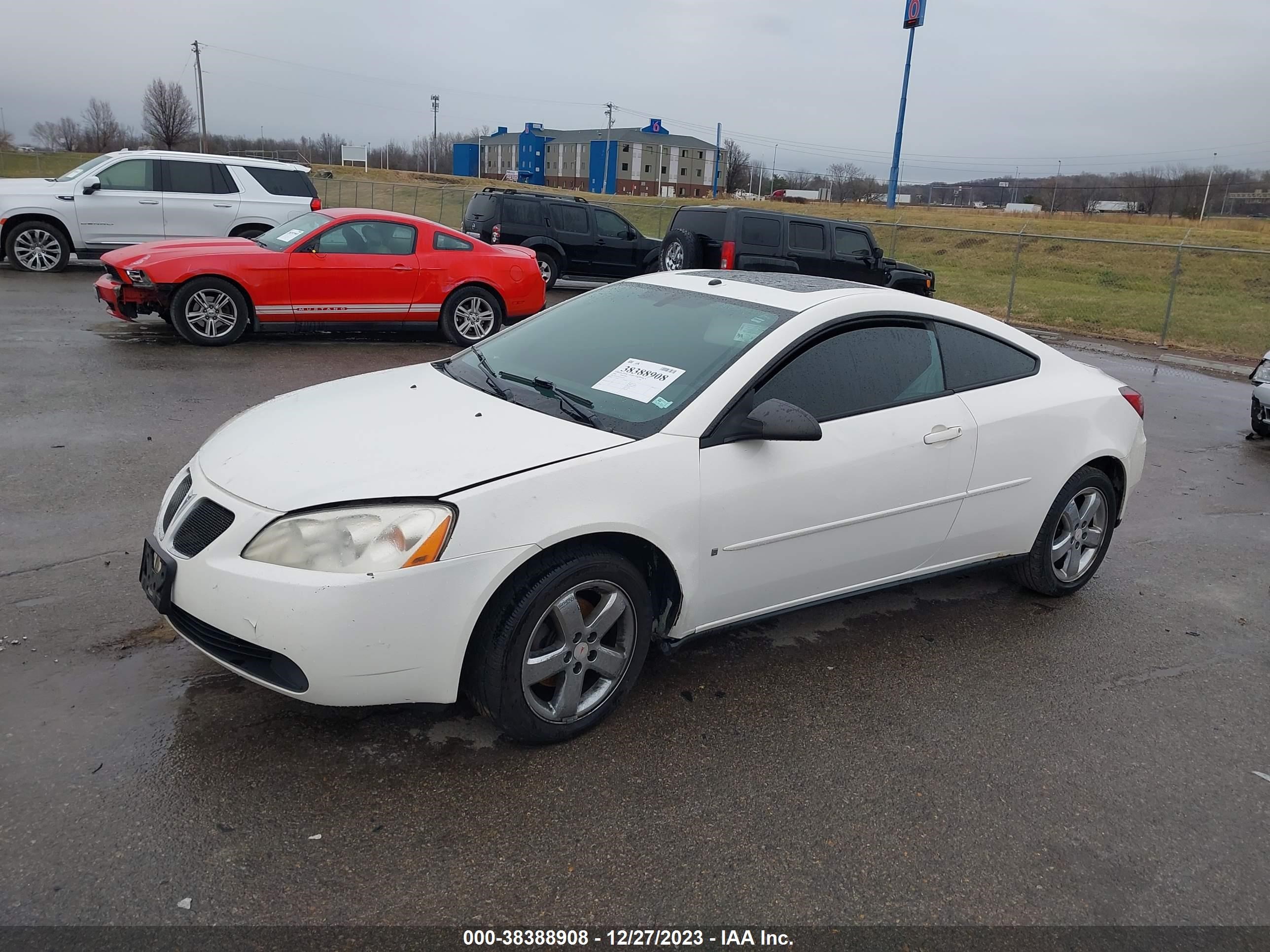 Photo 1 VIN: 1G2ZH158164252558 - PONTIAC G6 