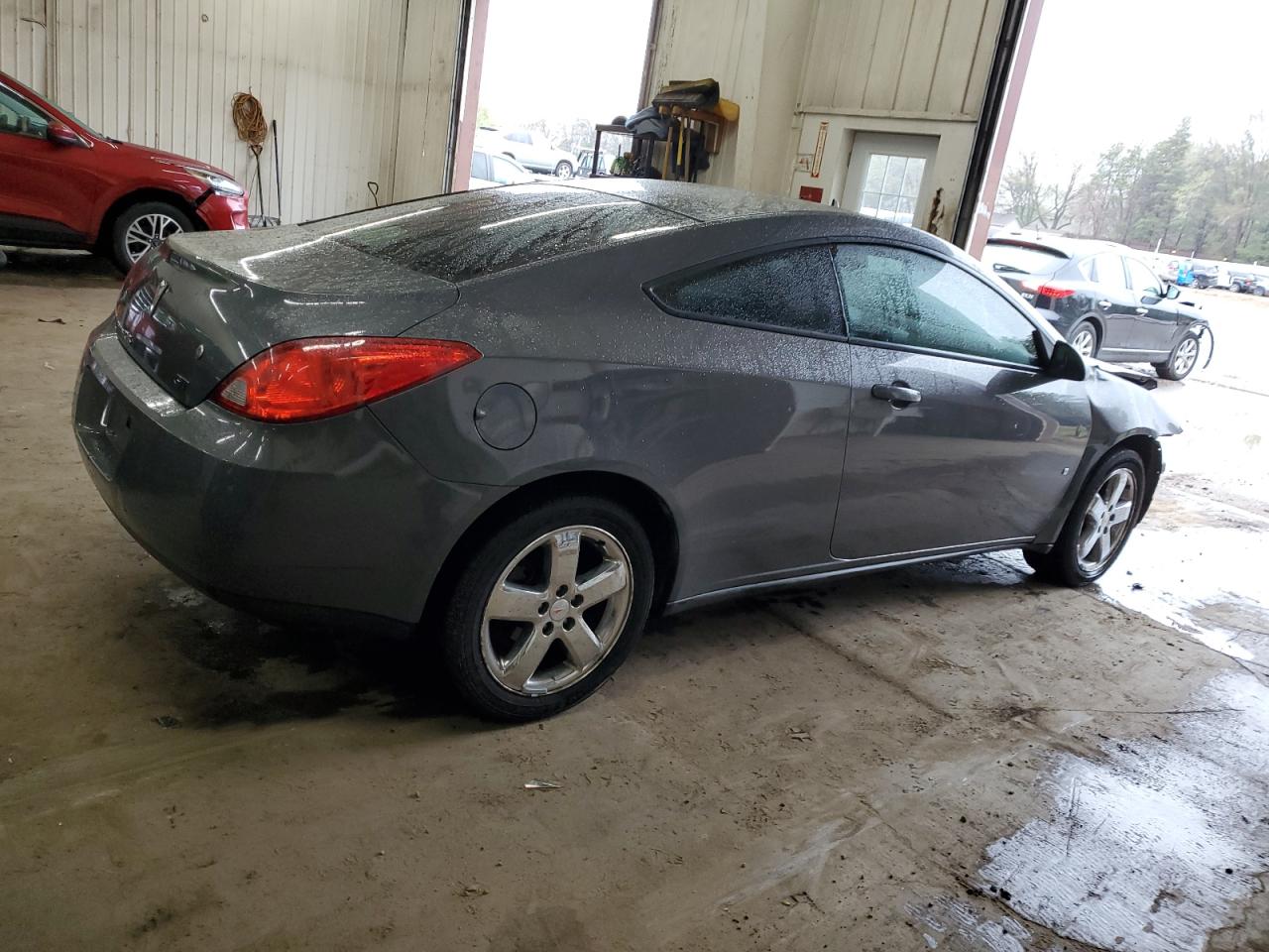 Photo 2 VIN: 1G2ZH17N784169447 - PONTIAC G6 