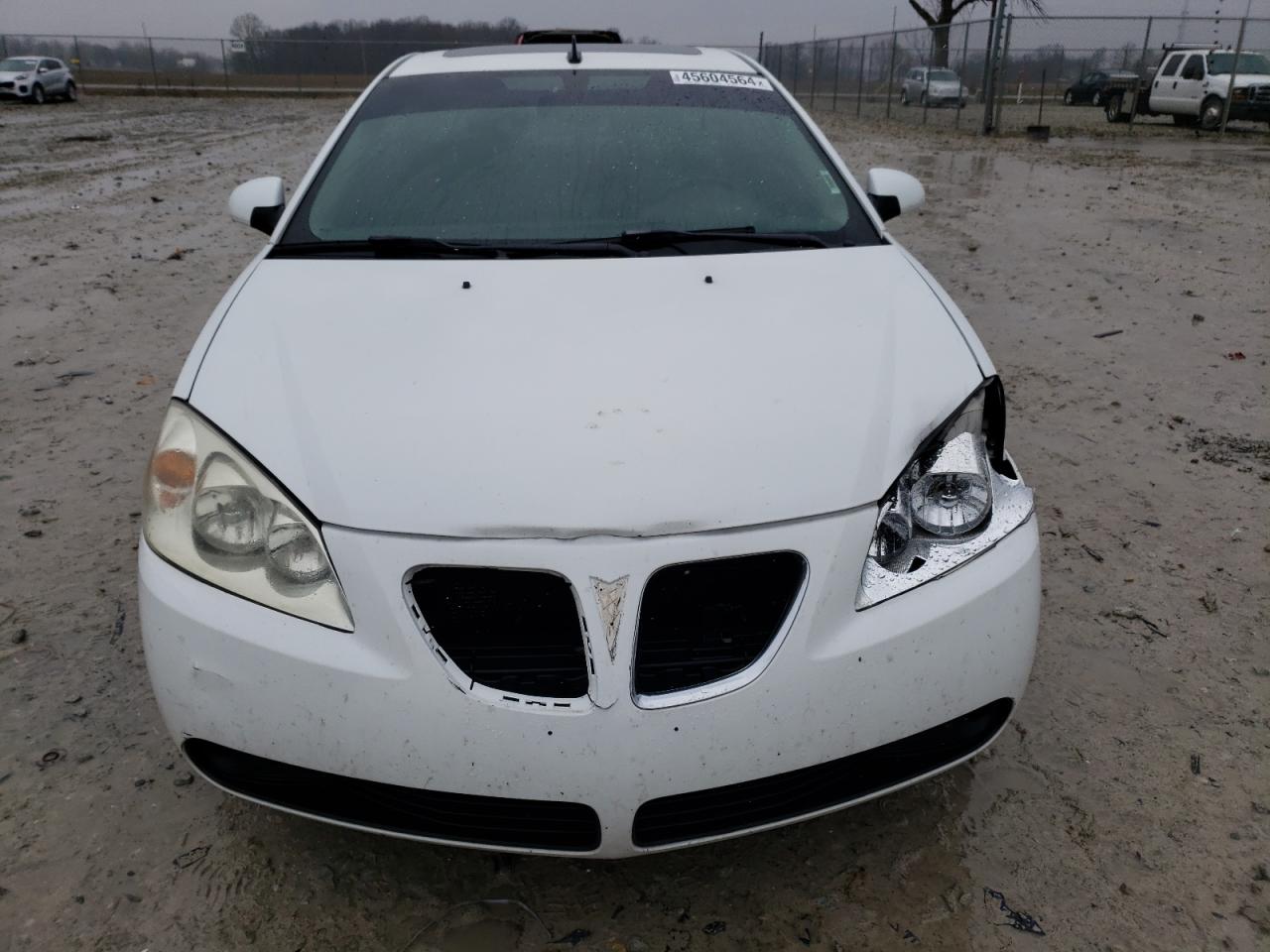 Photo 4 VIN: 1G2ZH17N994157463 - PONTIAC G6 