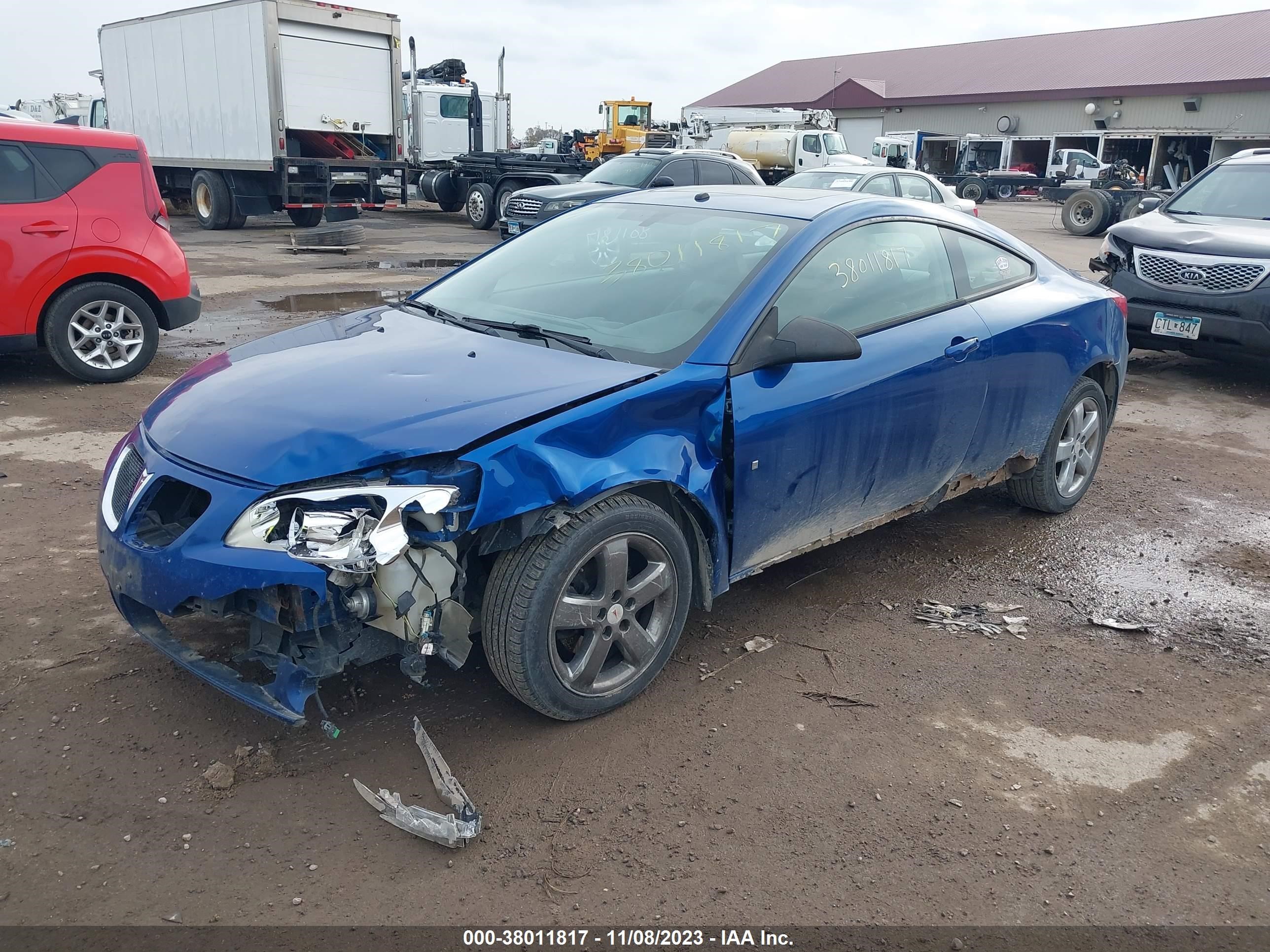 Photo 1 VIN: 1G2ZH18N974137239 - PONTIAC G6 