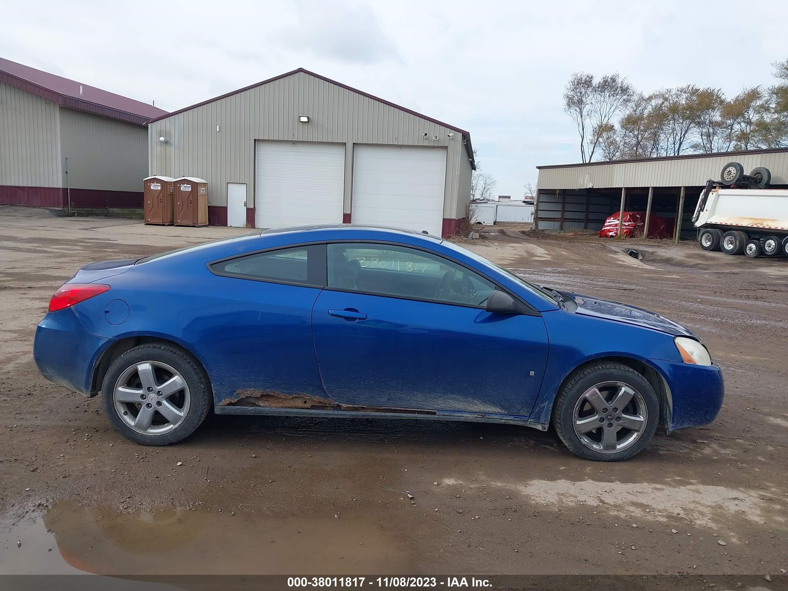 Photo 12 VIN: 1G2ZH18N974137239 - PONTIAC G6 