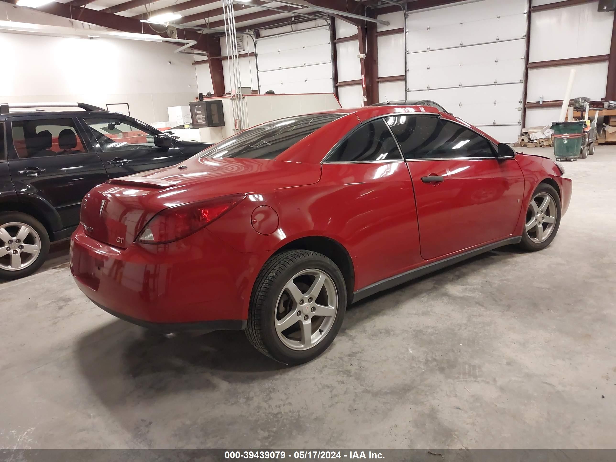 Photo 3 VIN: 1G2ZH351574187293 - PONTIAC G6 