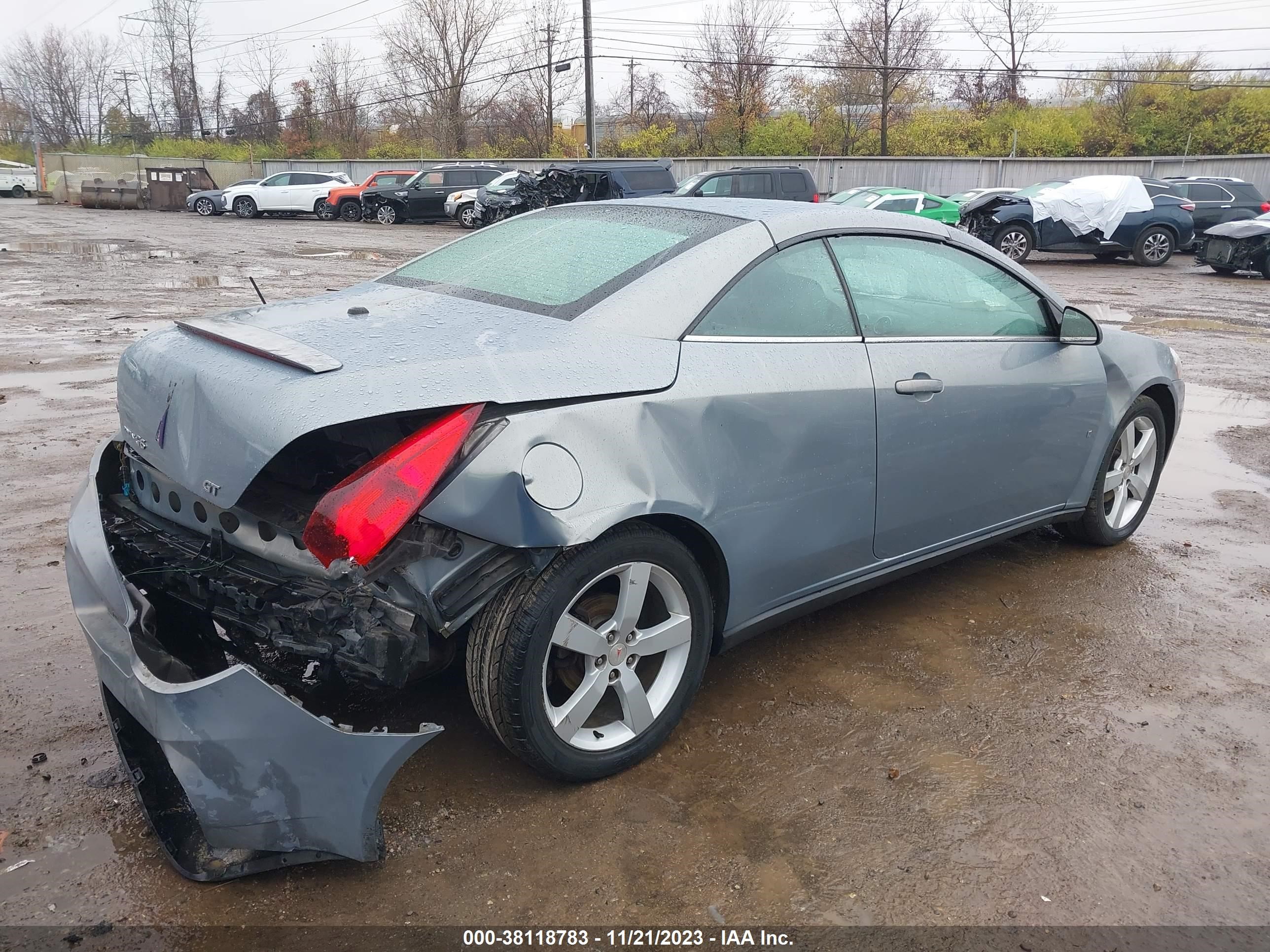 Photo 3 VIN: 1G2ZH35N074256927 - PONTIAC G6 