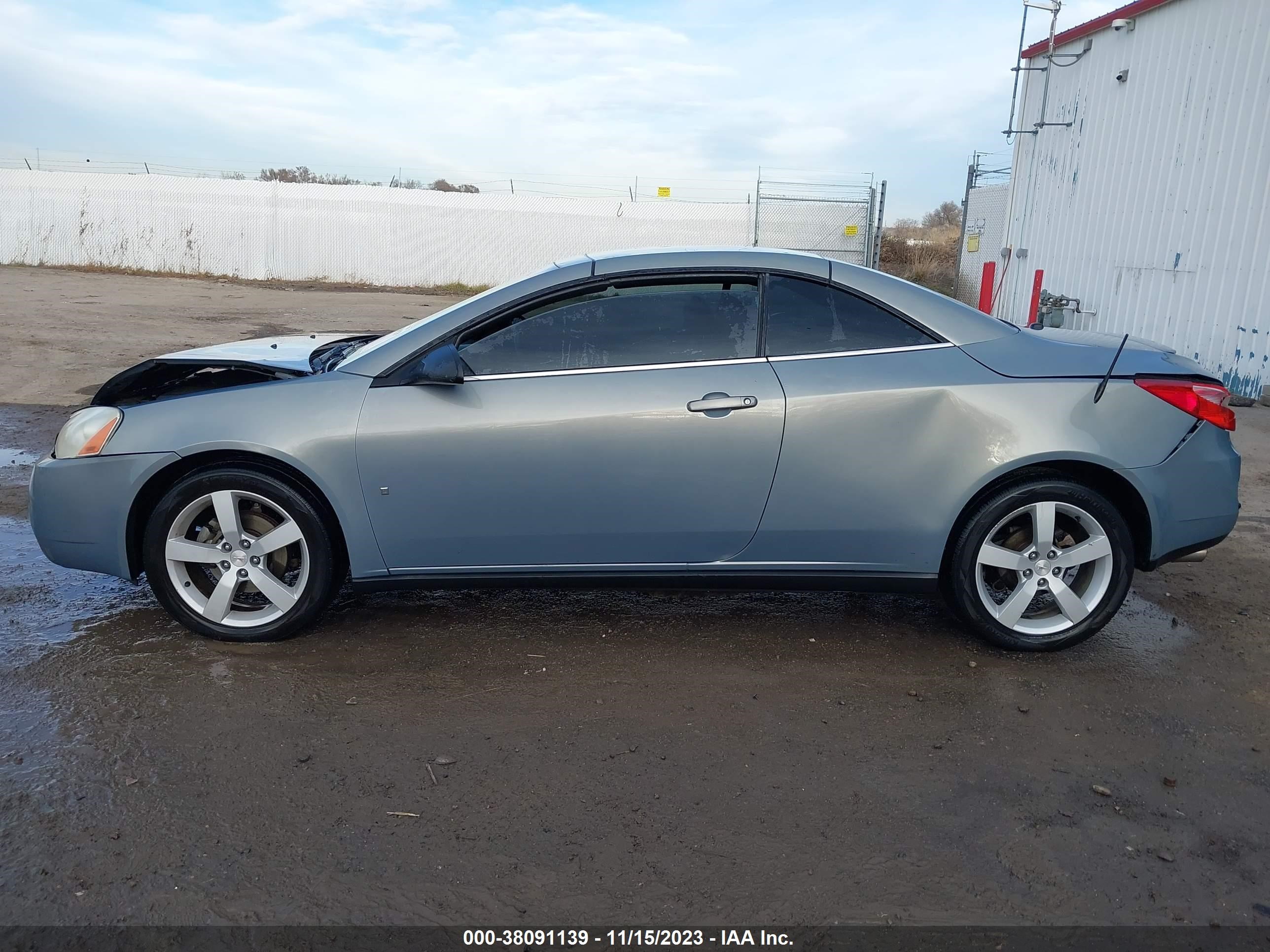 Photo 14 VIN: 1G2ZH35N474246658 - PONTIAC G6 