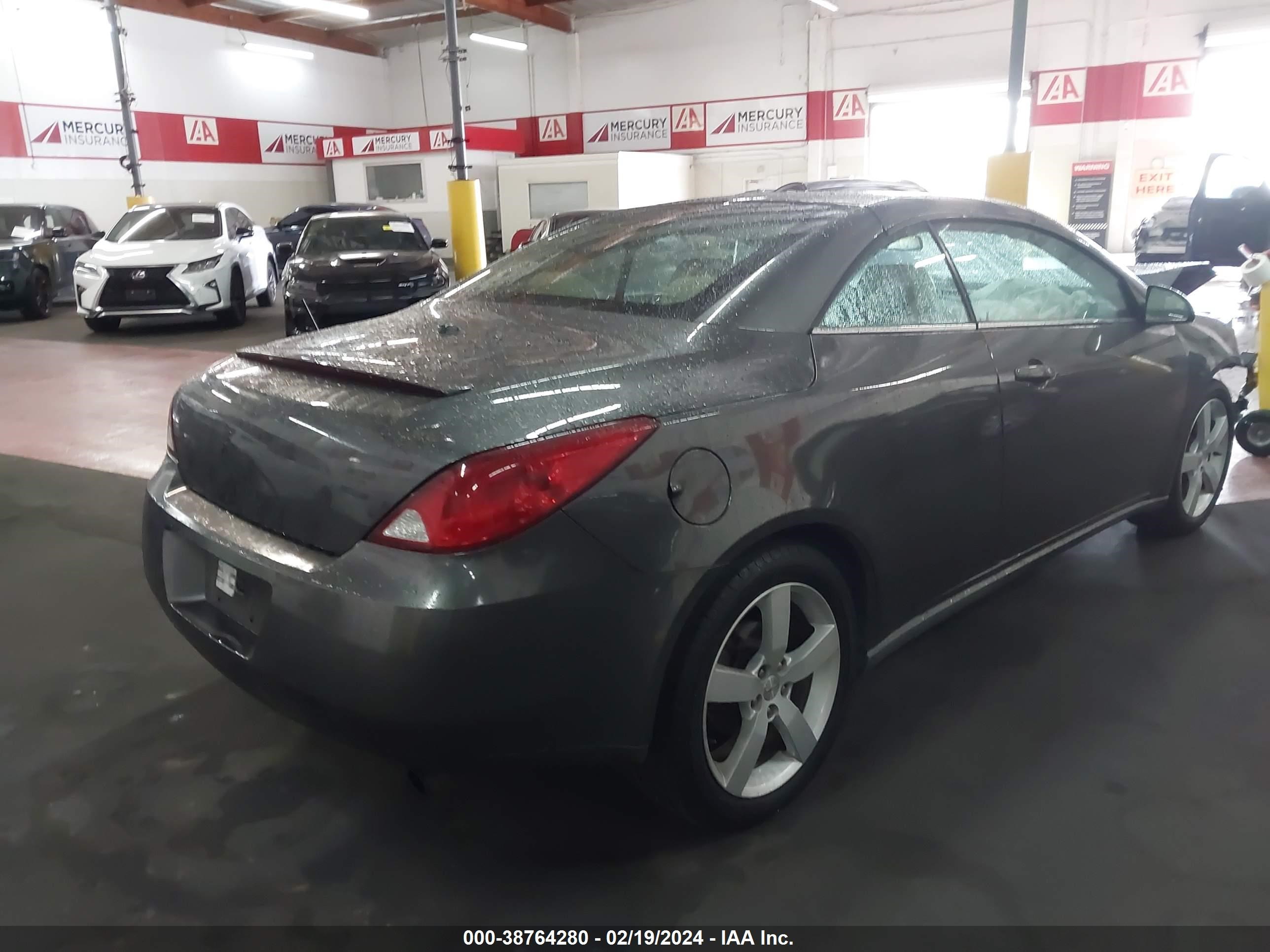 Photo 3 VIN: 1G2ZH361274128748 - PONTIAC G6 