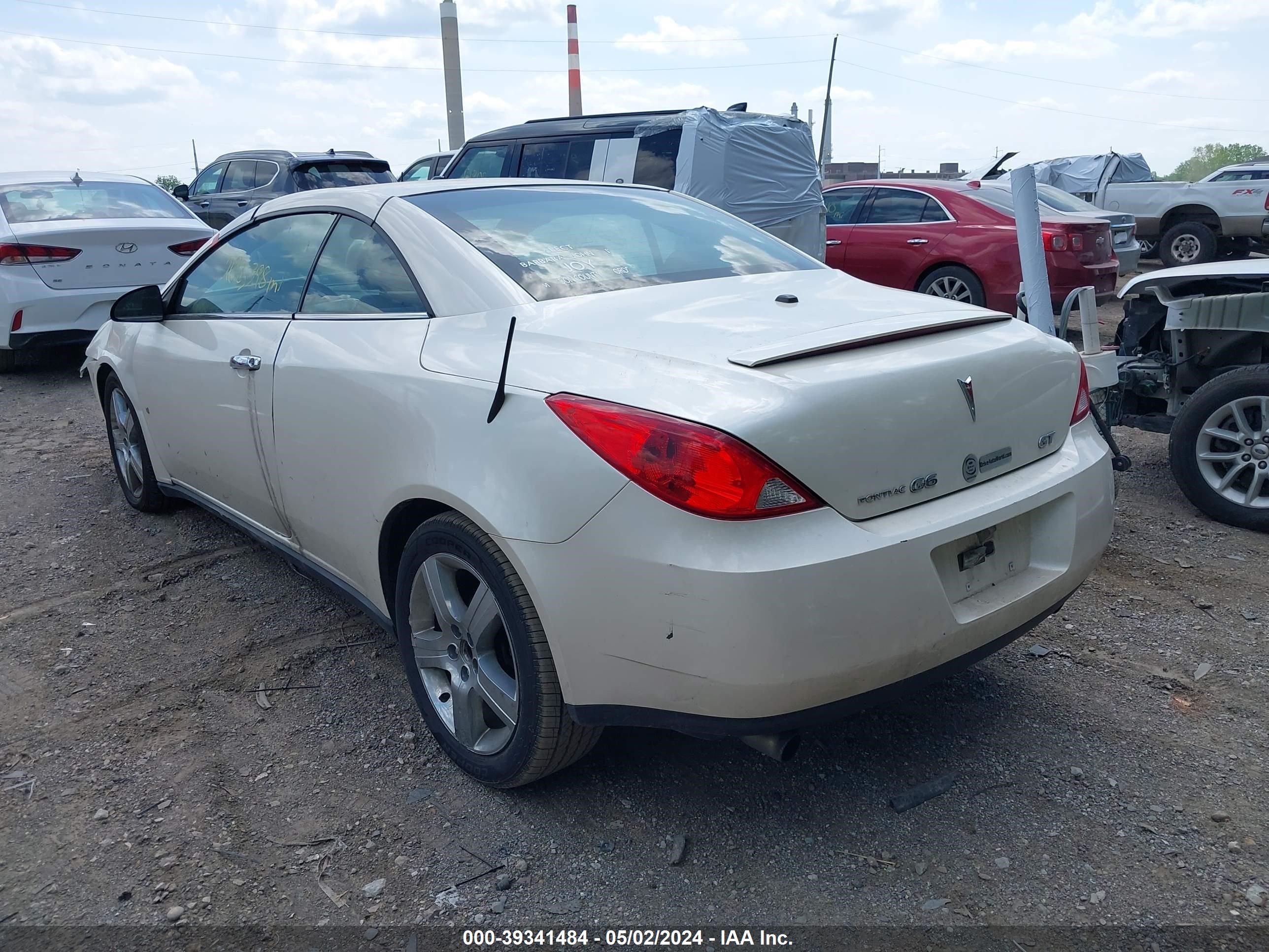 Photo 2 VIN: 1G2ZH361284292986 - PONTIAC G6 