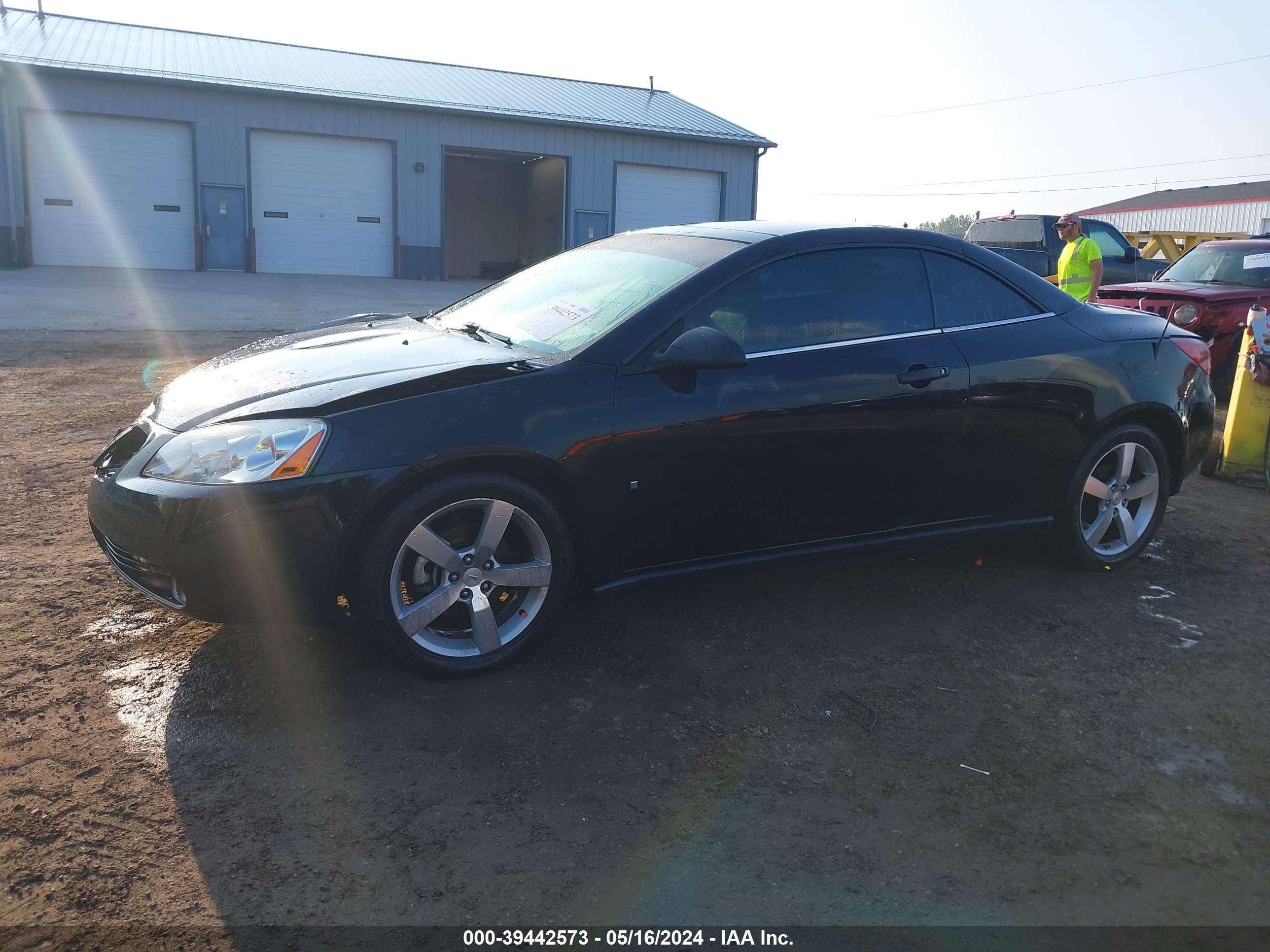 Photo 13 VIN: 1G2ZH361374147079 - PONTIAC G6 