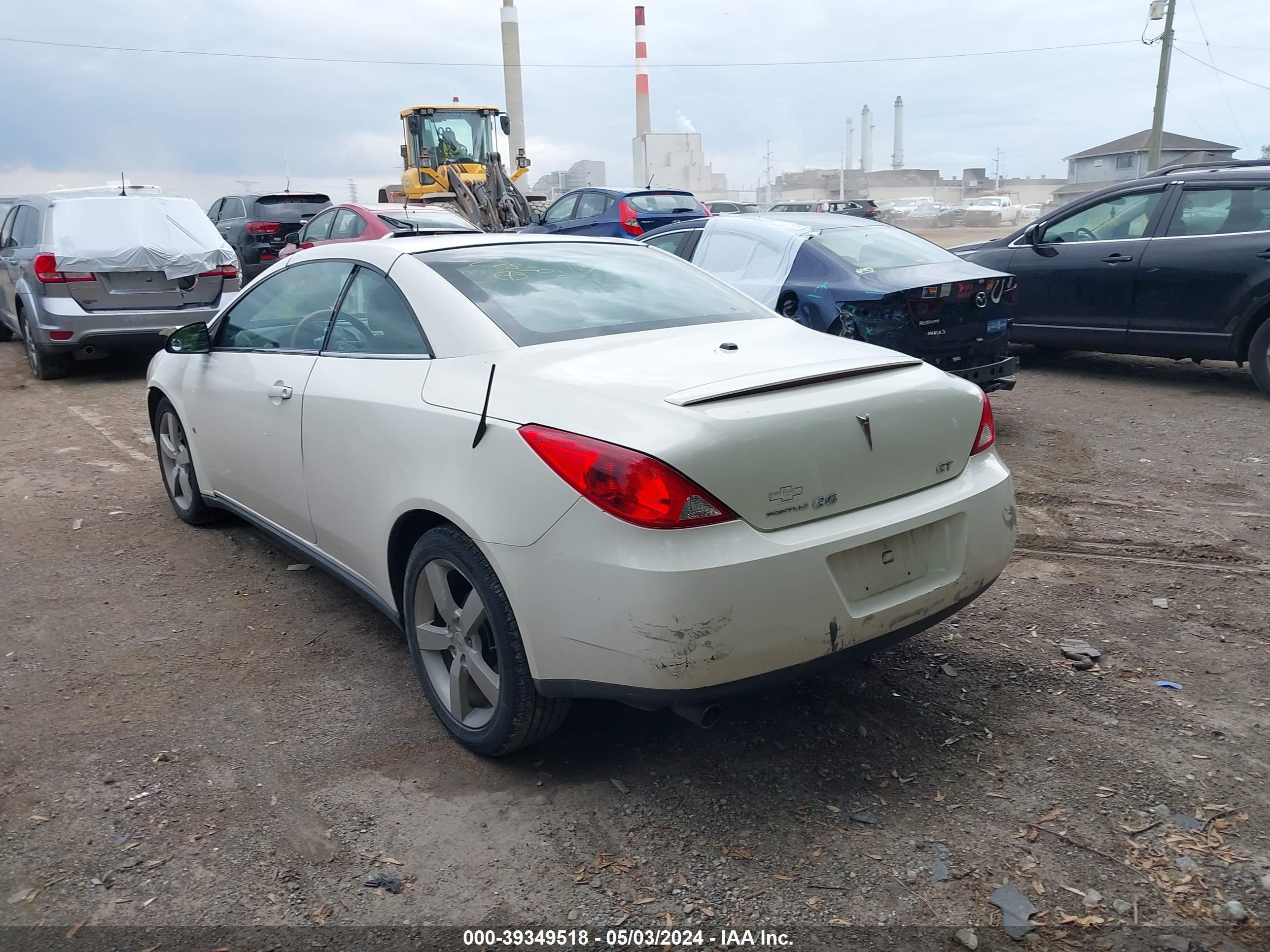 Photo 2 VIN: 1G2ZH36N384278307 - PONTIAC G6 