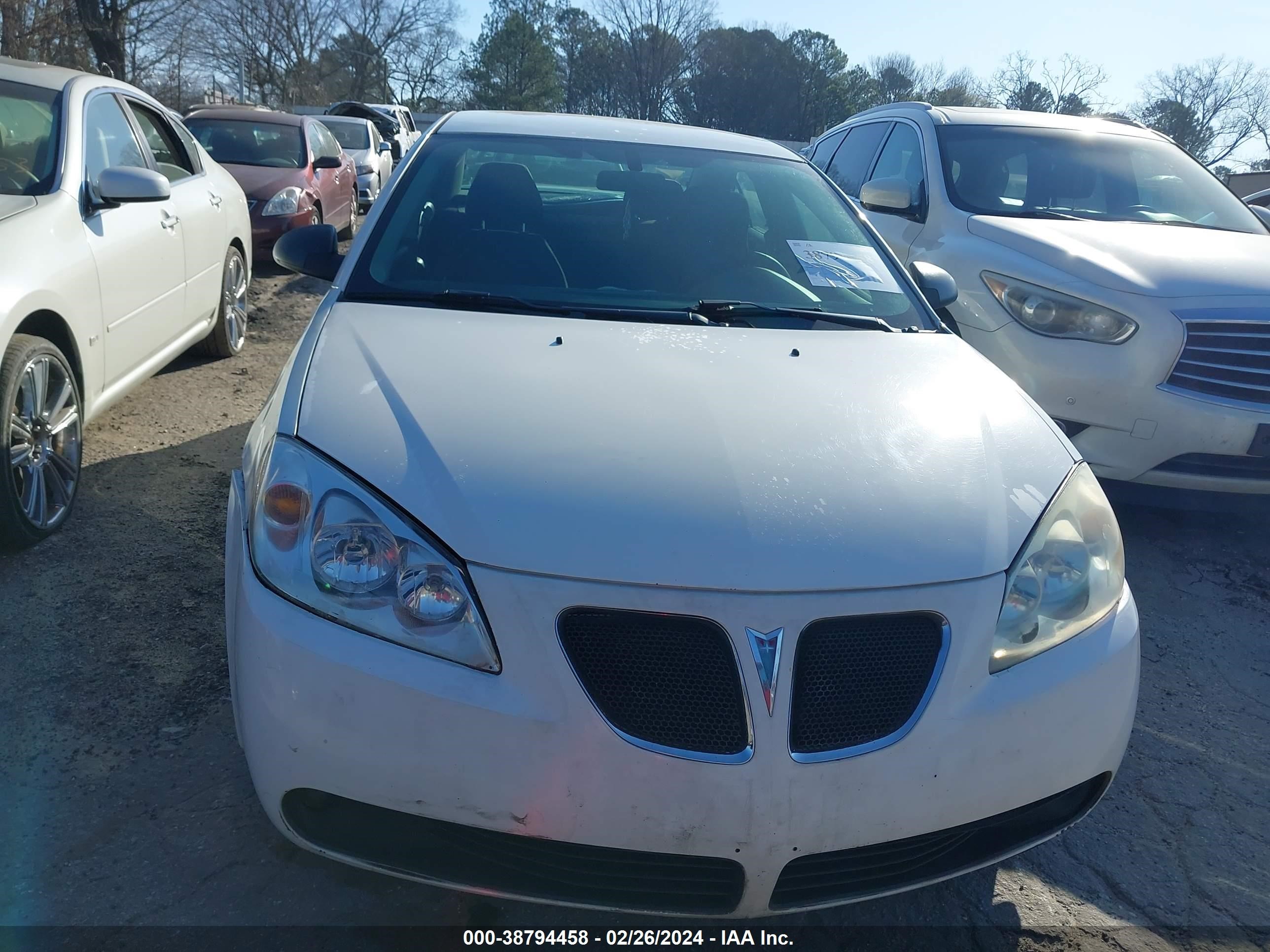 Photo 5 VIN: 1G2ZH528354152634 - PONTIAC G6 