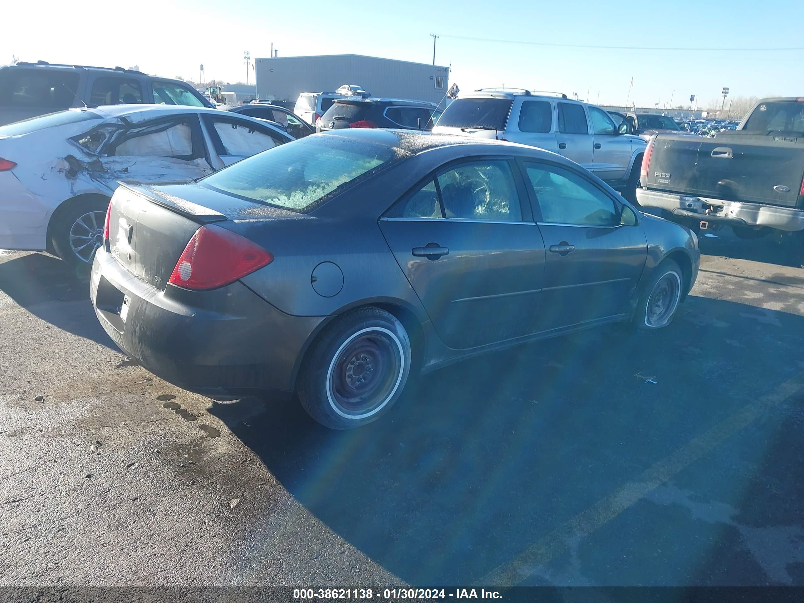 Photo 3 VIN: 1G2ZH528754176192 - PONTIAC G6 