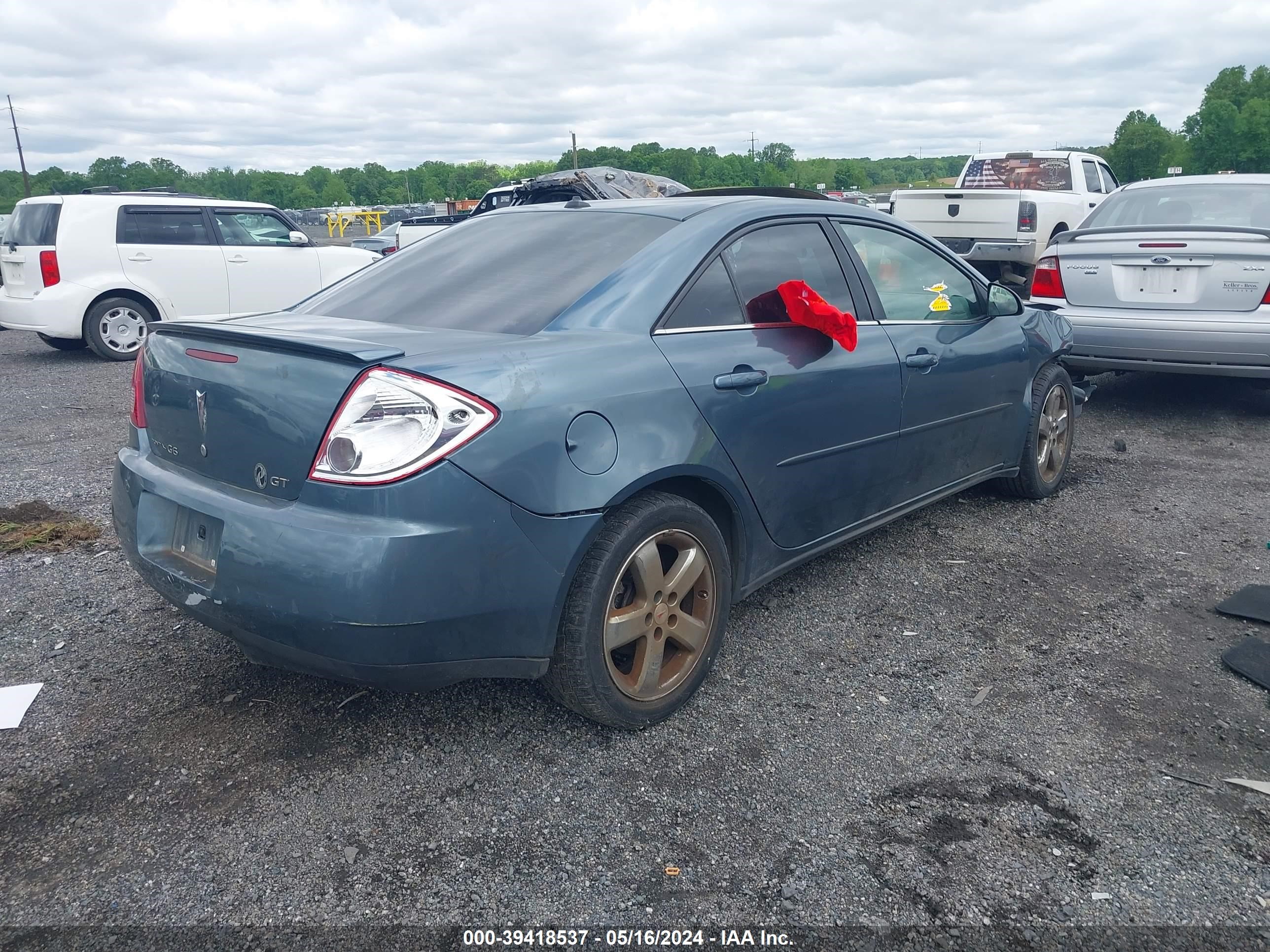 Photo 3 VIN: 1G2ZH548054118681 - PONTIAC G6 