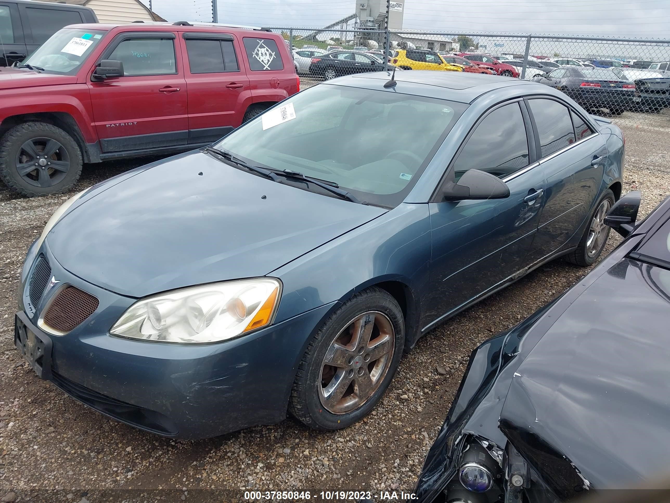 Photo 1 VIN: 1G2ZH548254124112 - PONTIAC G6 