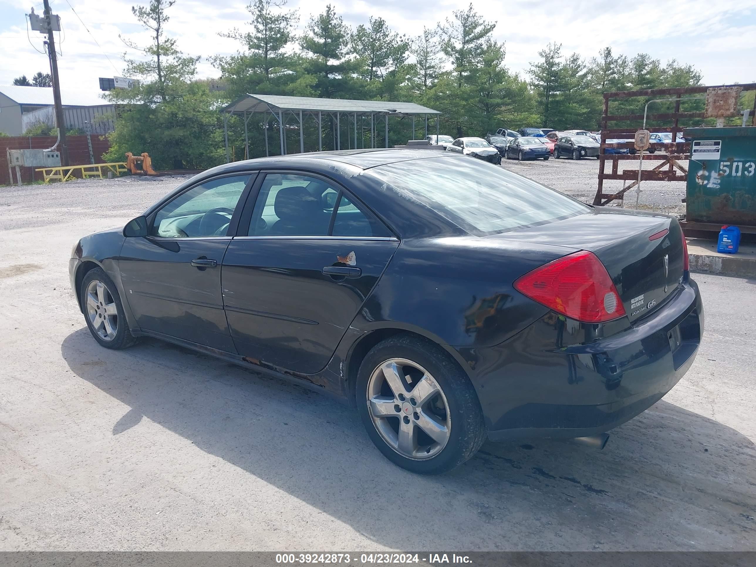 Photo 2 VIN: 1G2ZH558064185782 - PONTIAC G6 