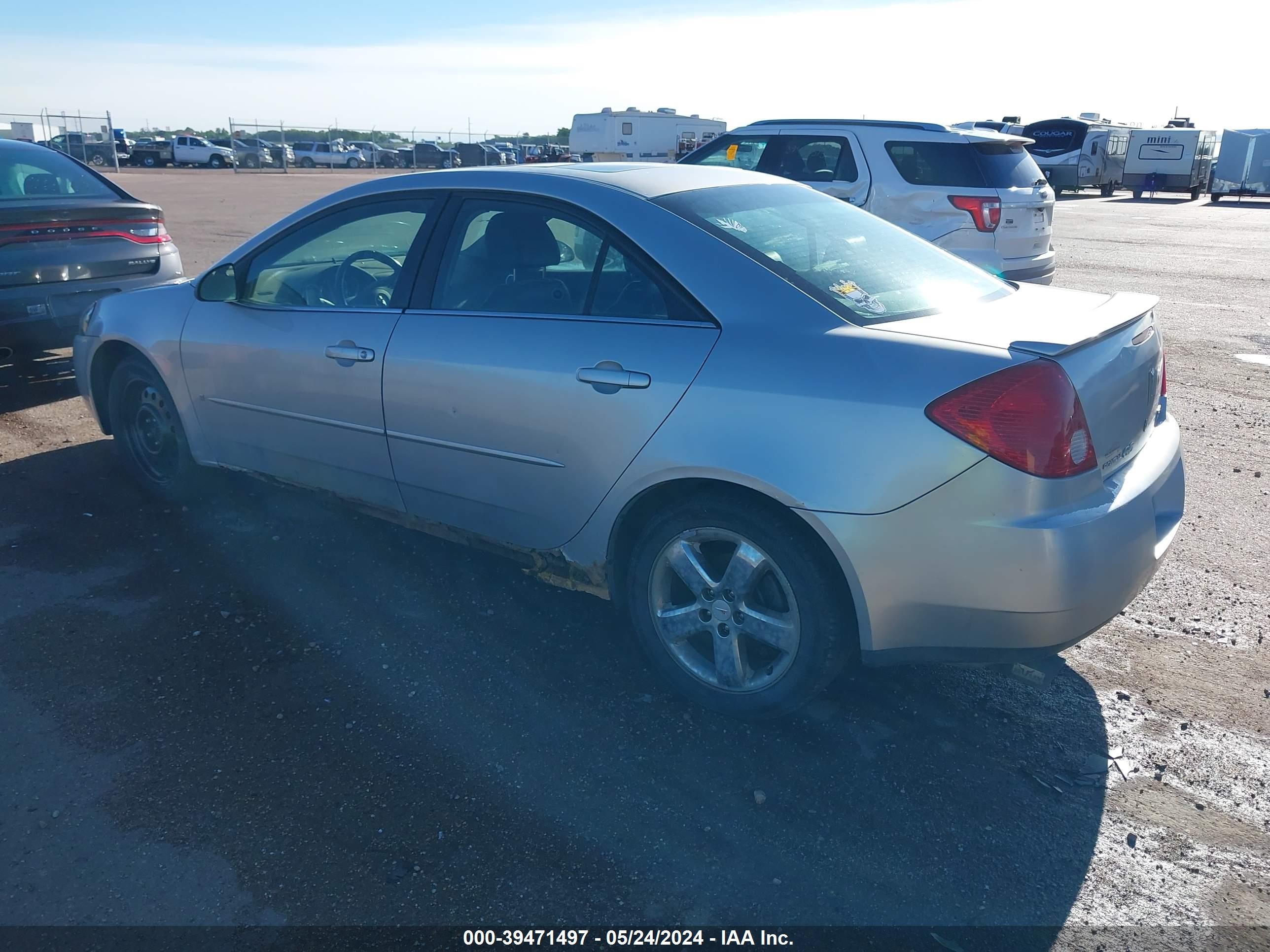 Photo 2 VIN: 1G2ZH558164123355 - PONTIAC G6 