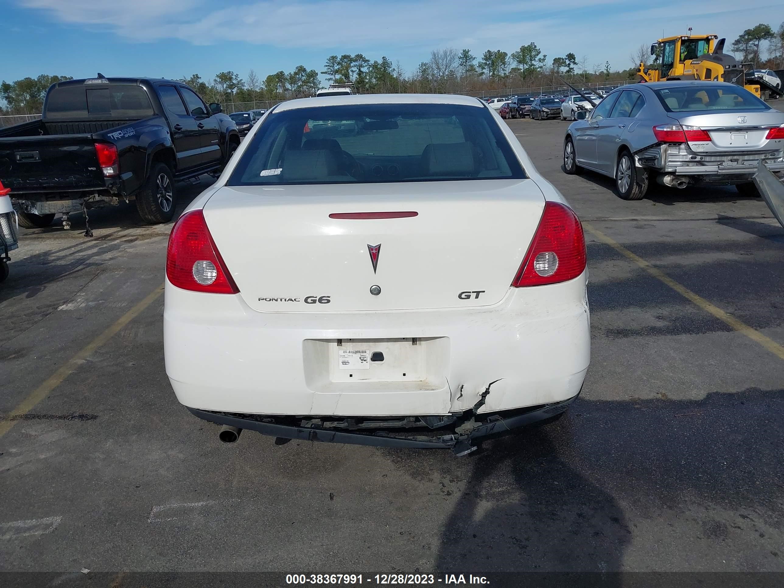 Photo 15 VIN: 1G2ZH558664198780 - PONTIAC G6 