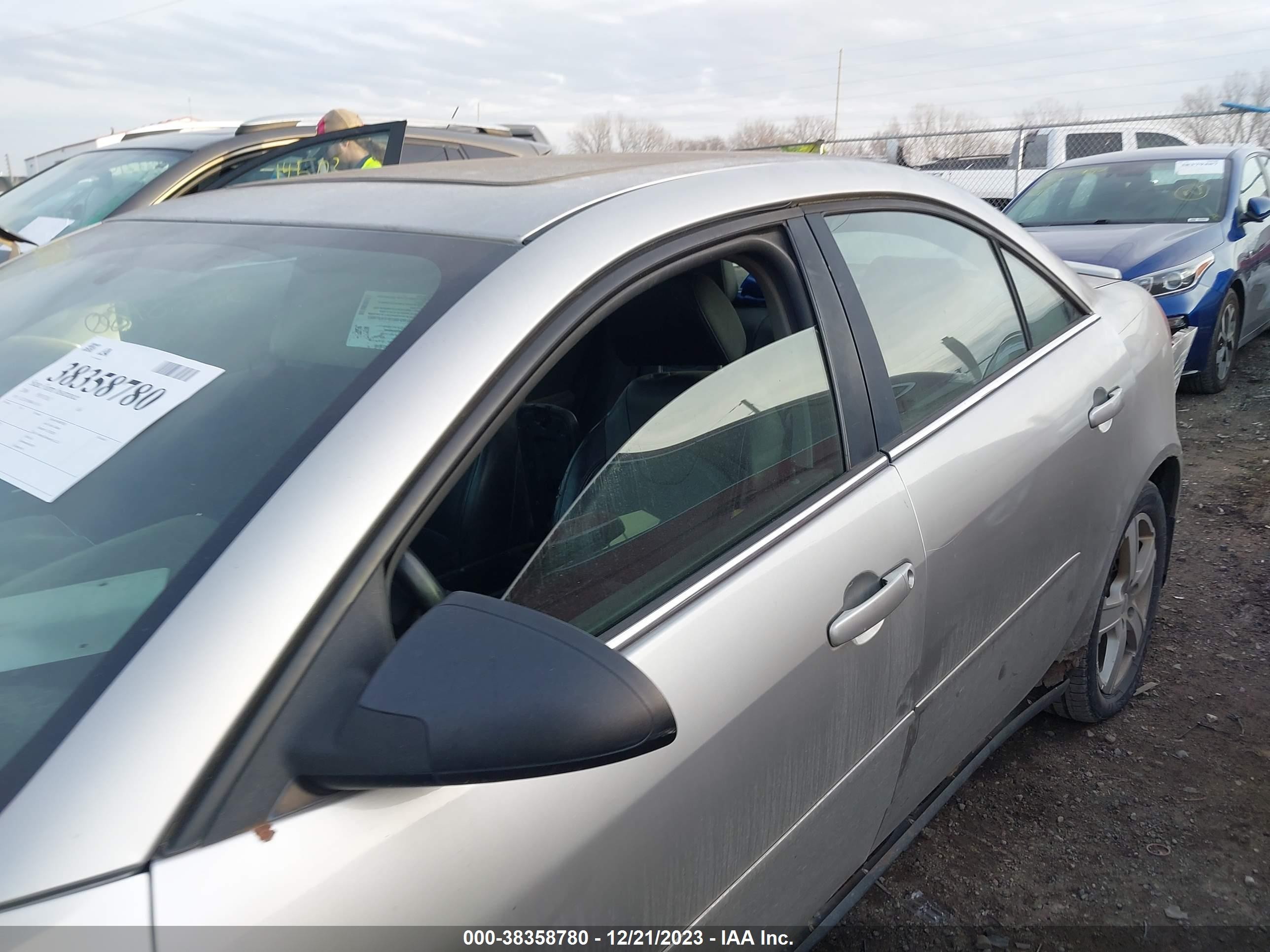 Photo 14 VIN: 1G2ZH558864110134 - PONTIAC G6 