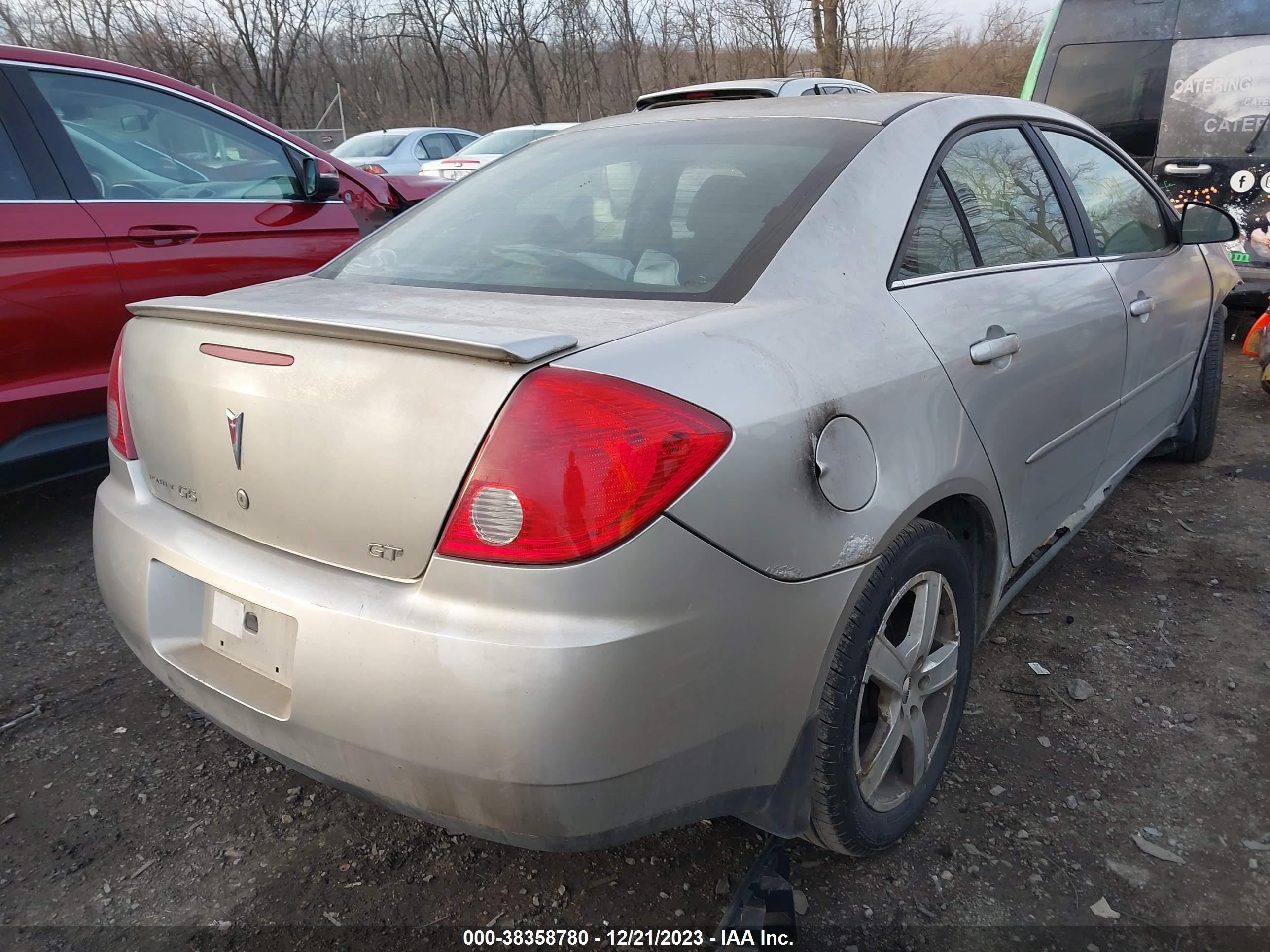 Photo 3 VIN: 1G2ZH558864110134 - PONTIAC G6 