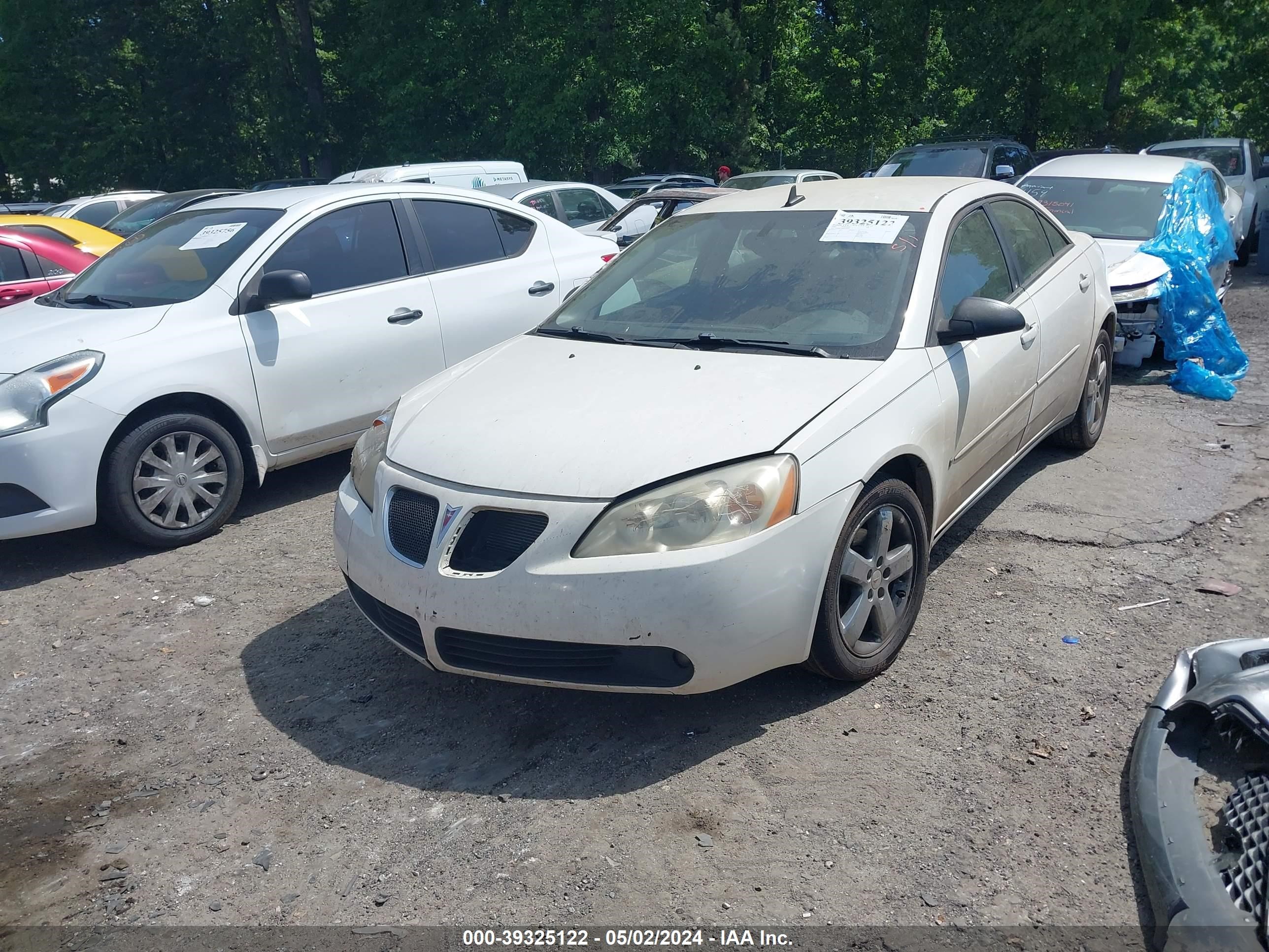 Photo 1 VIN: 1G2ZH57N084119710 - PONTIAC G6 