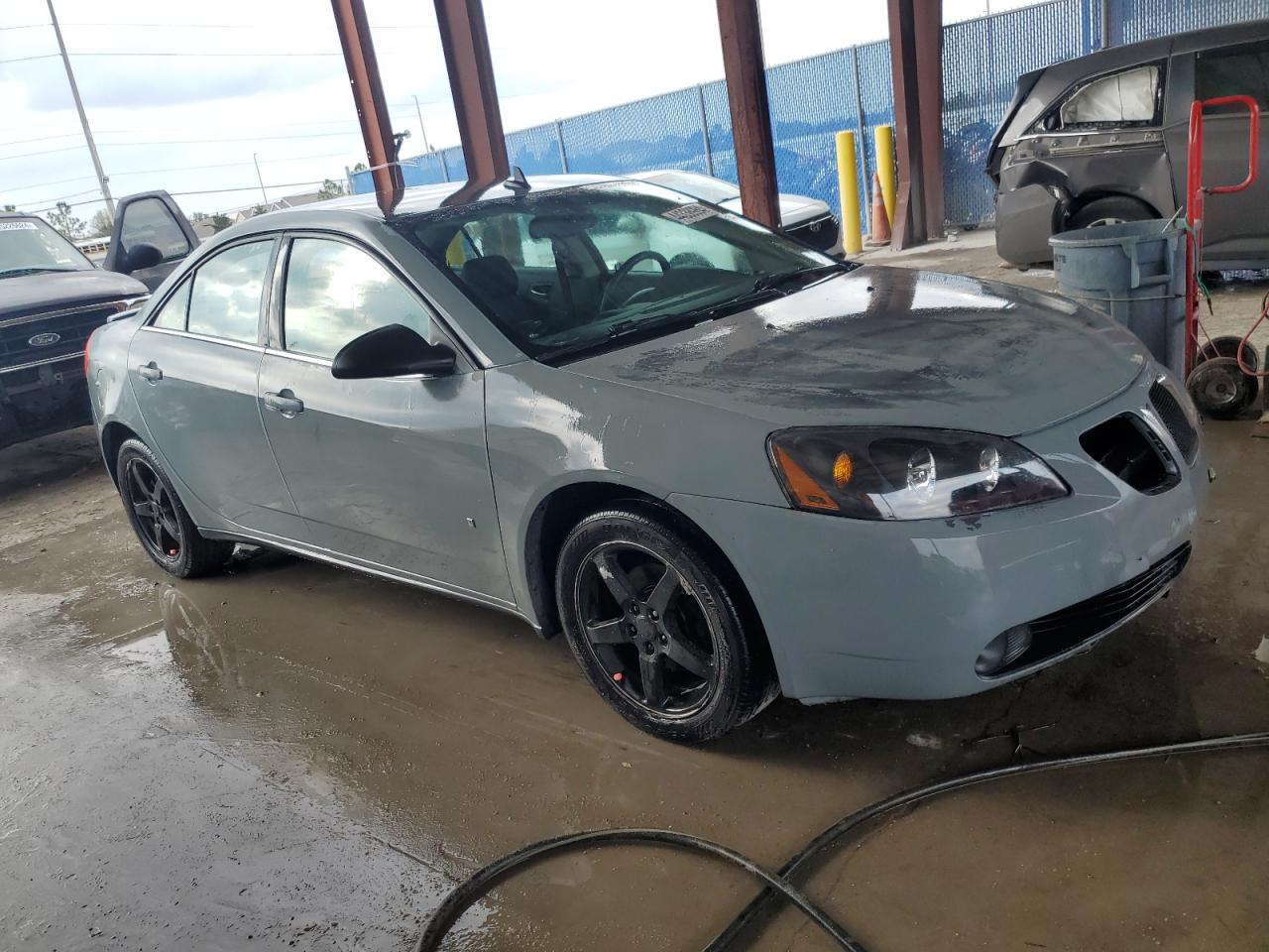 Photo 3 VIN: 1G2ZH57N094147105 - PONTIAC G6 