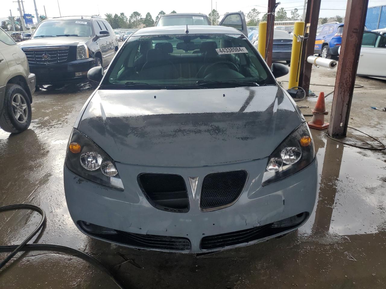 Photo 4 VIN: 1G2ZH57N094147105 - PONTIAC G6 