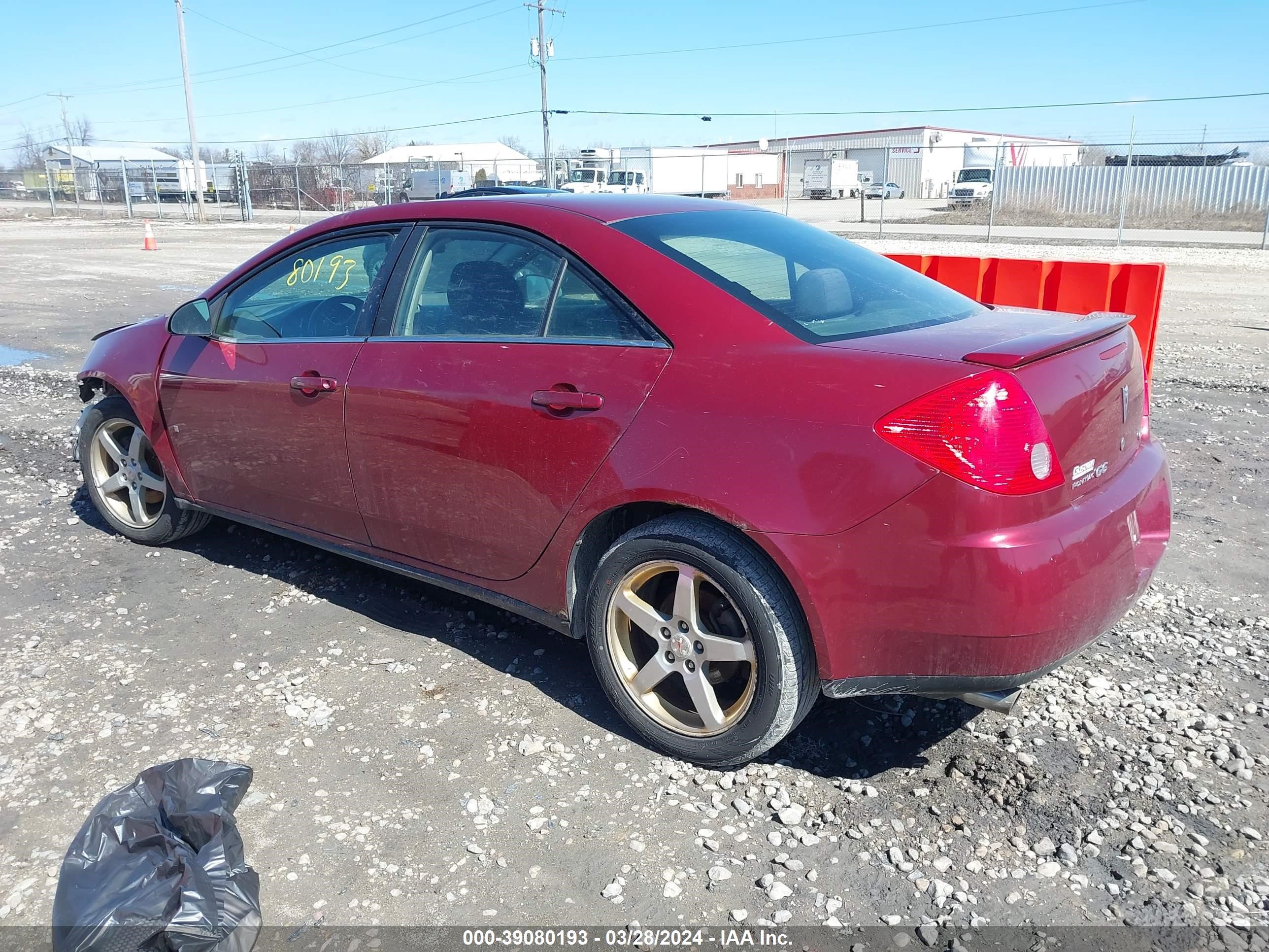 Photo 2 VIN: 1G2ZH57N094176586 - PONTIAC G6 