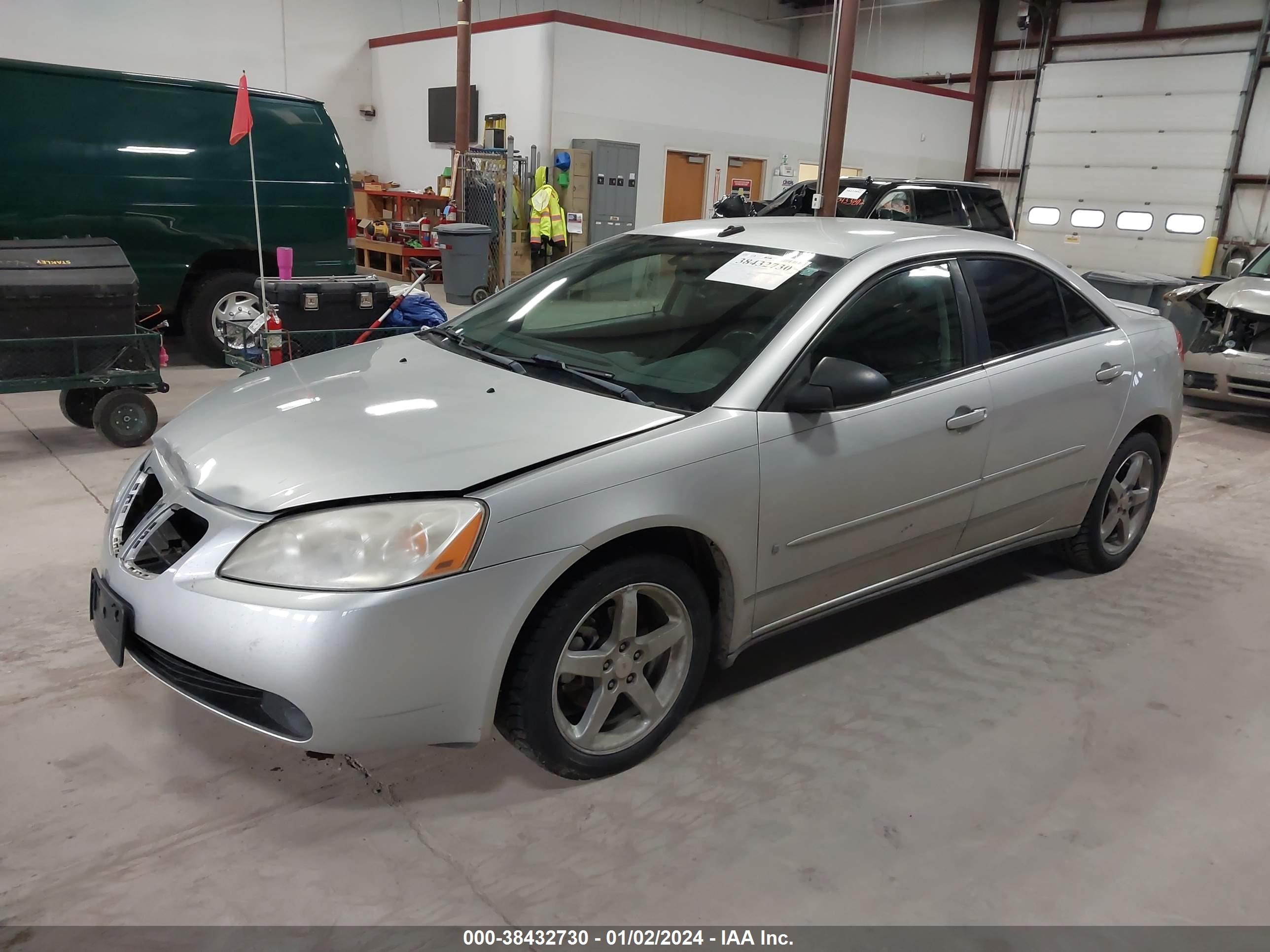 Photo 1 VIN: 1G2ZH57N094194067 - PONTIAC G6 