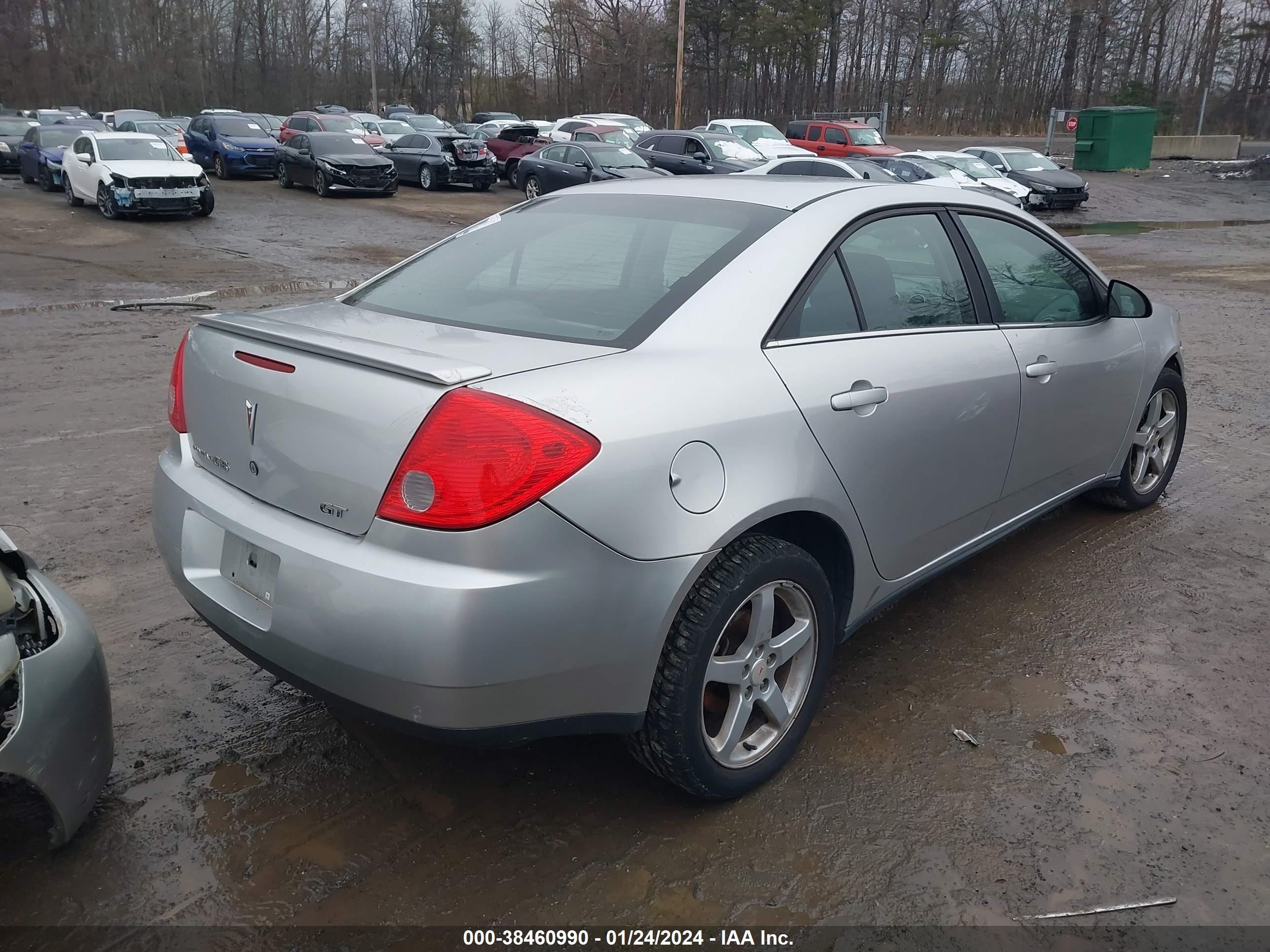 Photo 3 VIN: 1G2ZH57N394112610 - PONTIAC G6 