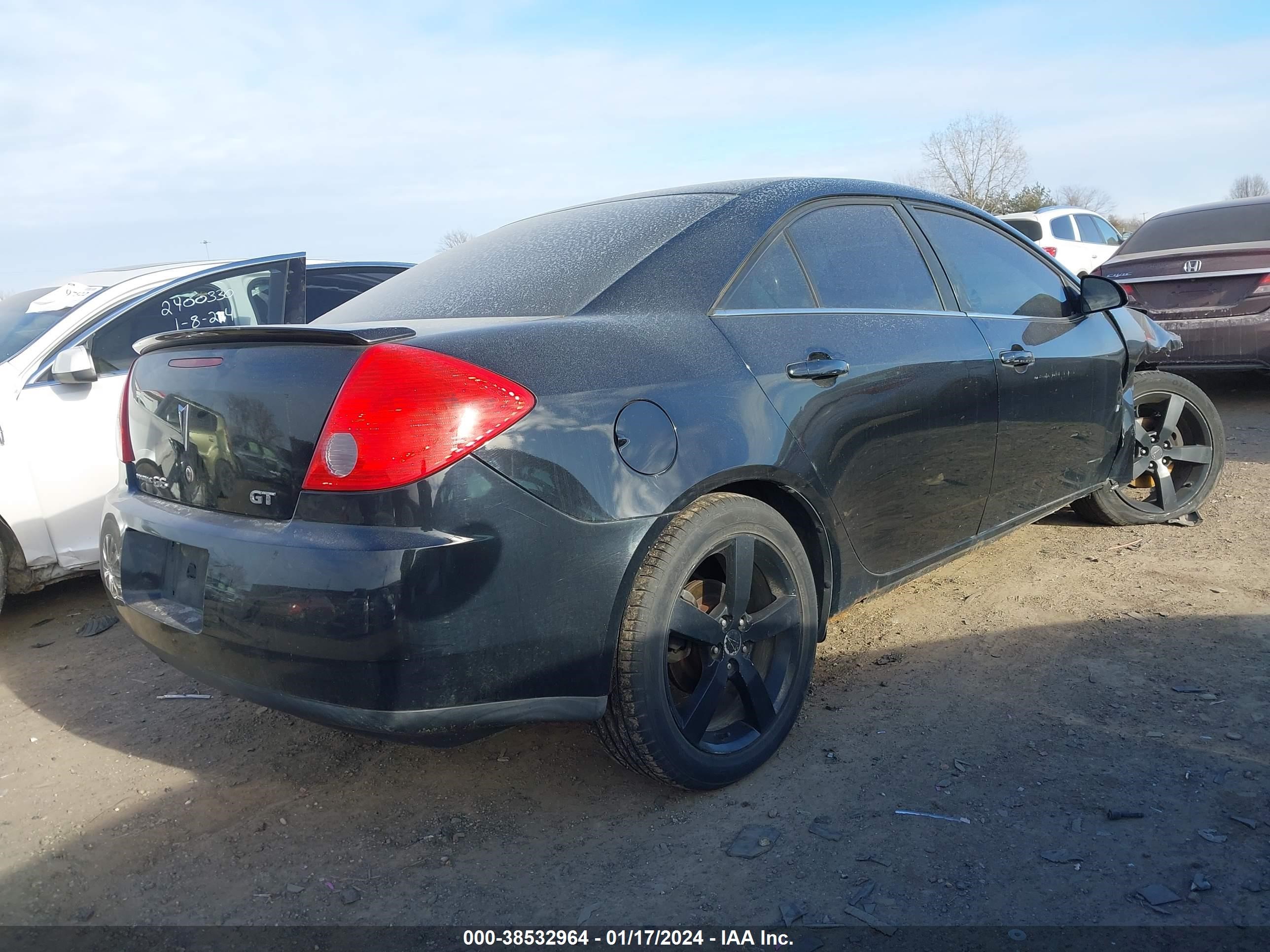 Photo 3 VIN: 1G2ZH57N584176534 - PONTIAC G6 