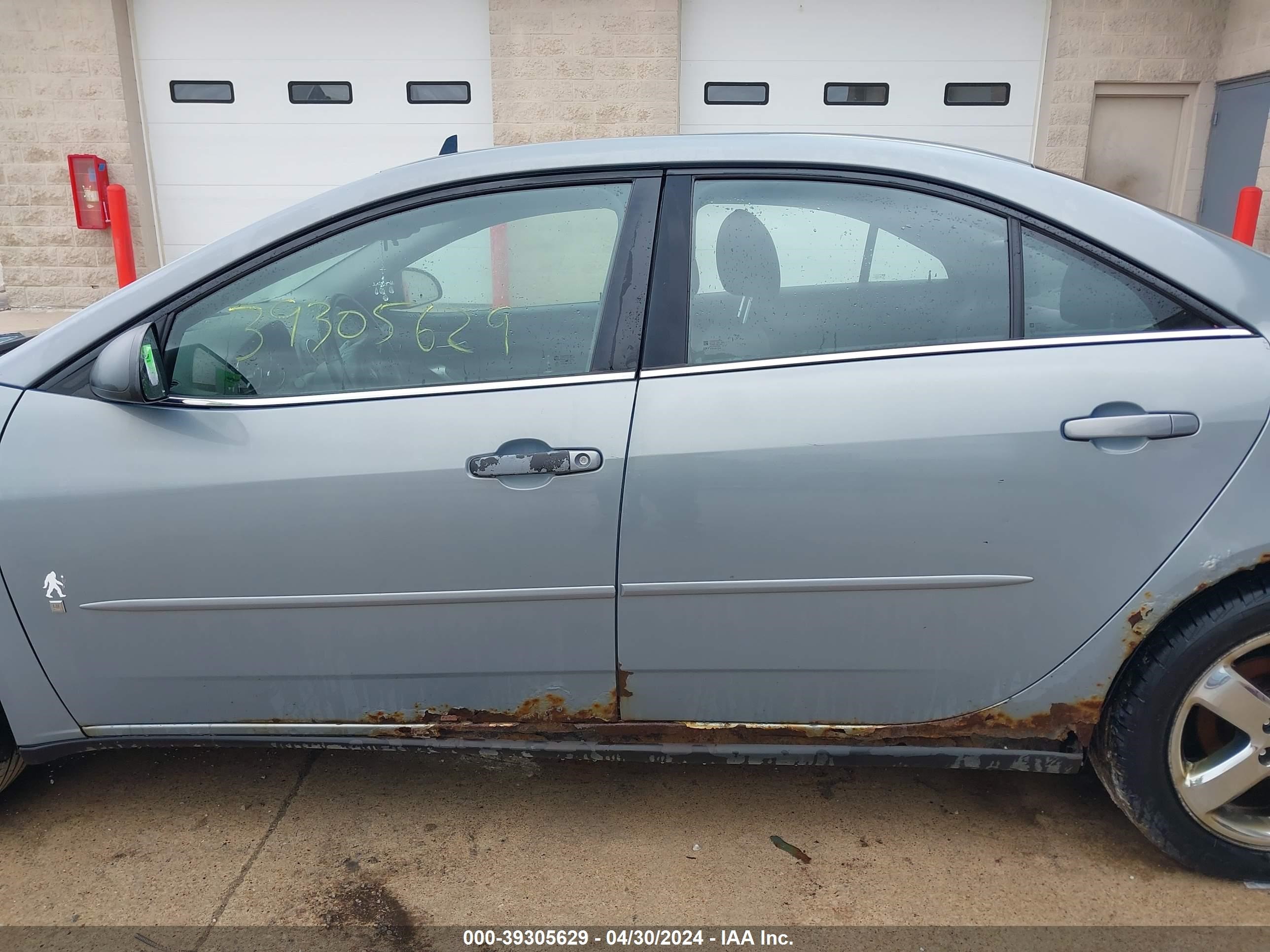 Photo 11 VIN: 1G2ZH57N684127486 - PONTIAC G6 