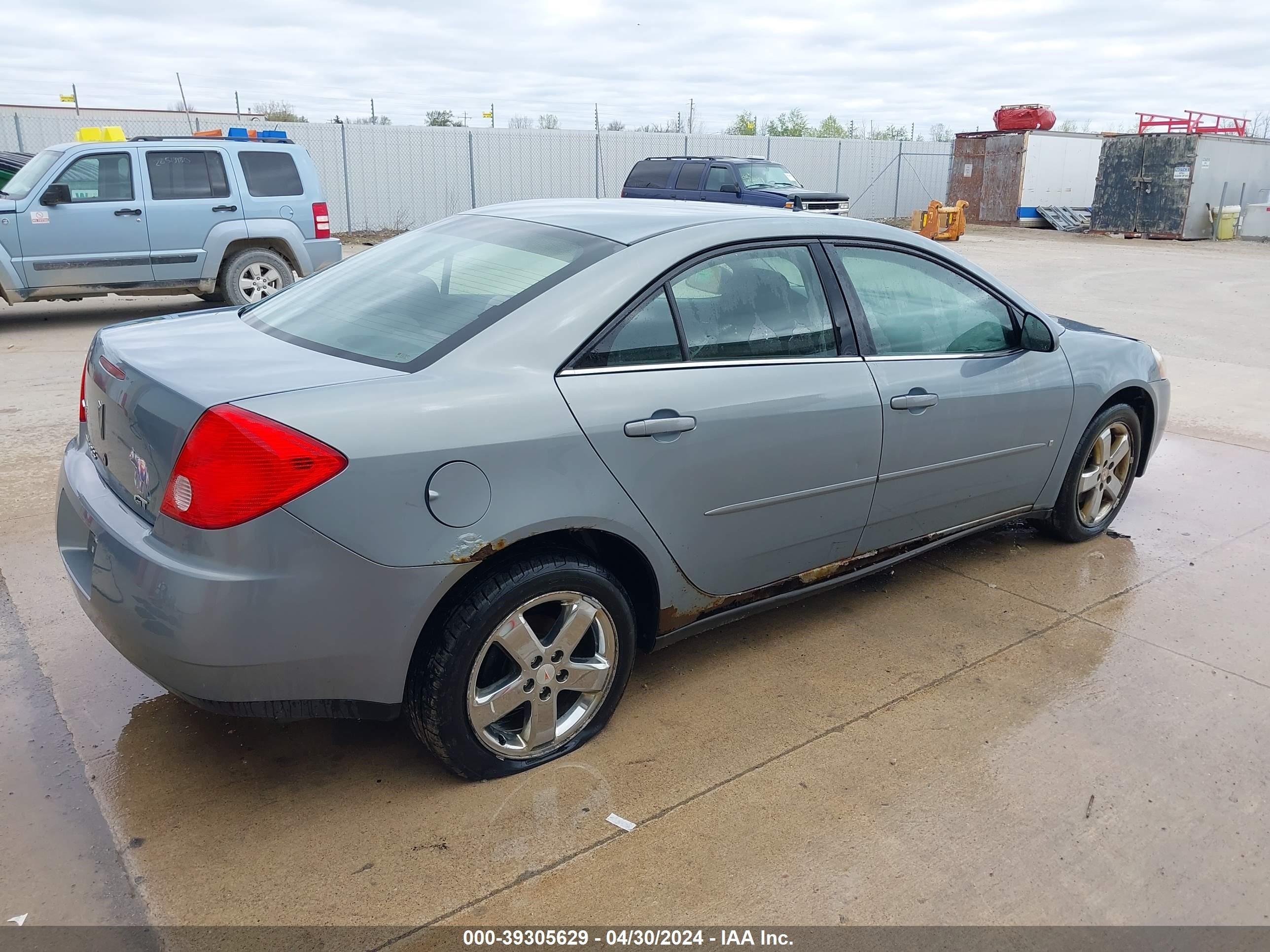 Photo 3 VIN: 1G2ZH57N684127486 - PONTIAC G6 