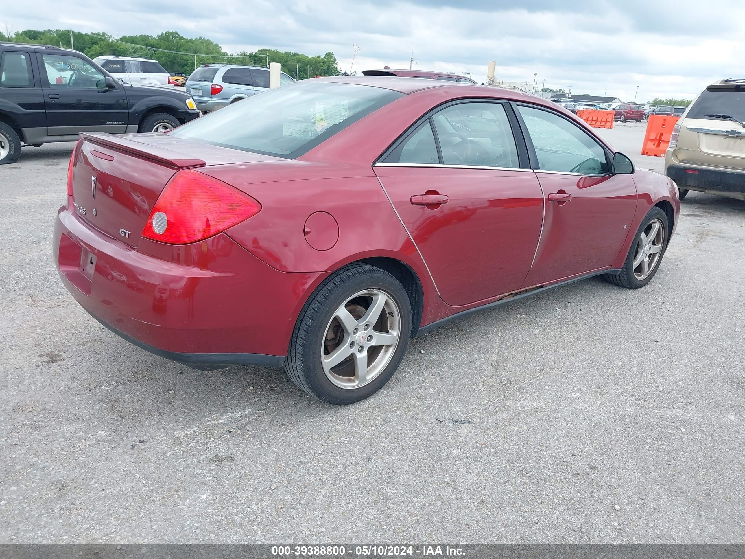 Photo 3 VIN: 1G2ZH57N694100810 - PONTIAC G6 