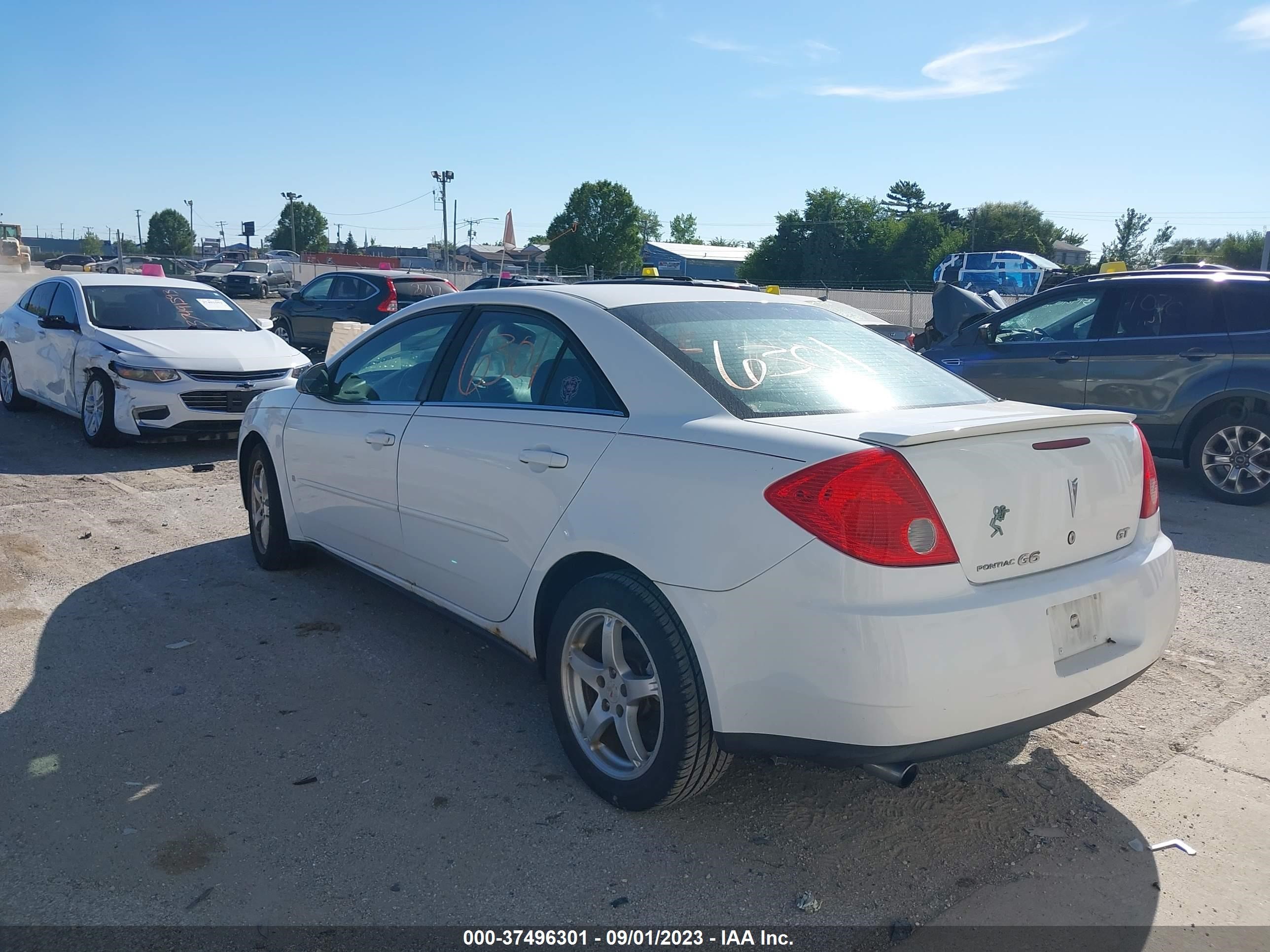 Photo 2 VIN: 1G2ZH57N694214998 - PONTIAC G6 