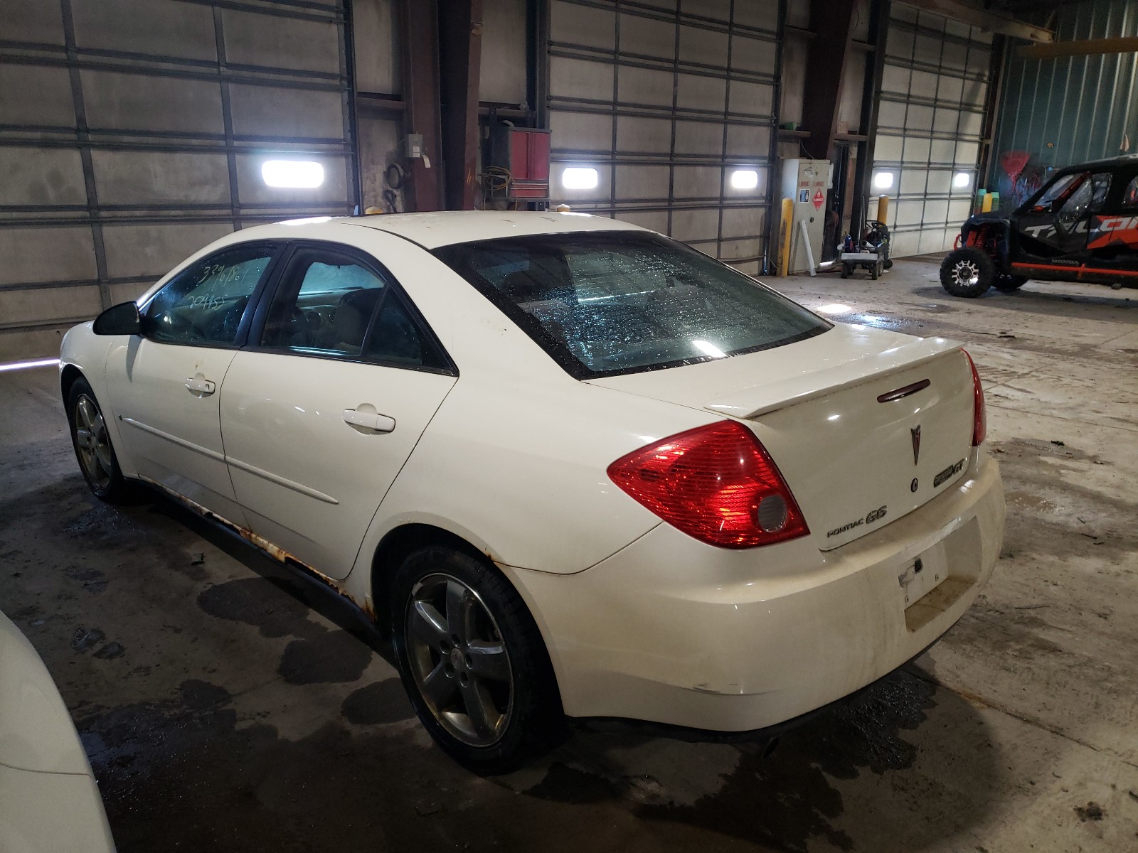 Photo 2 VIN: 1G2ZH57N884245720 - PONTIAC G6 GT 