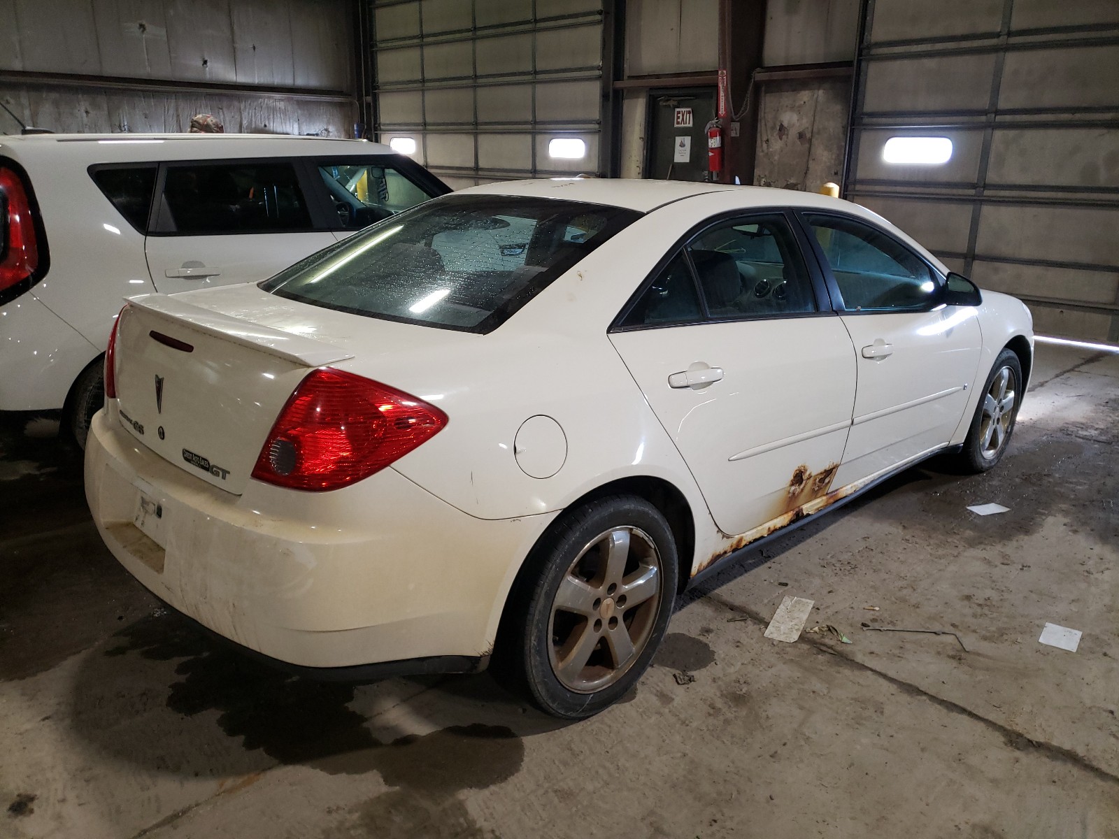 Photo 3 VIN: 1G2ZH57N884245720 - PONTIAC G6 GT 