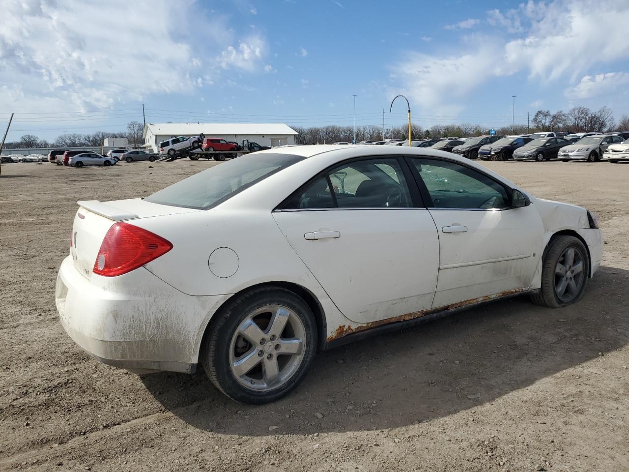 Photo 2 VIN: 1G2ZH57NX84183494 - PONTIAC G6 