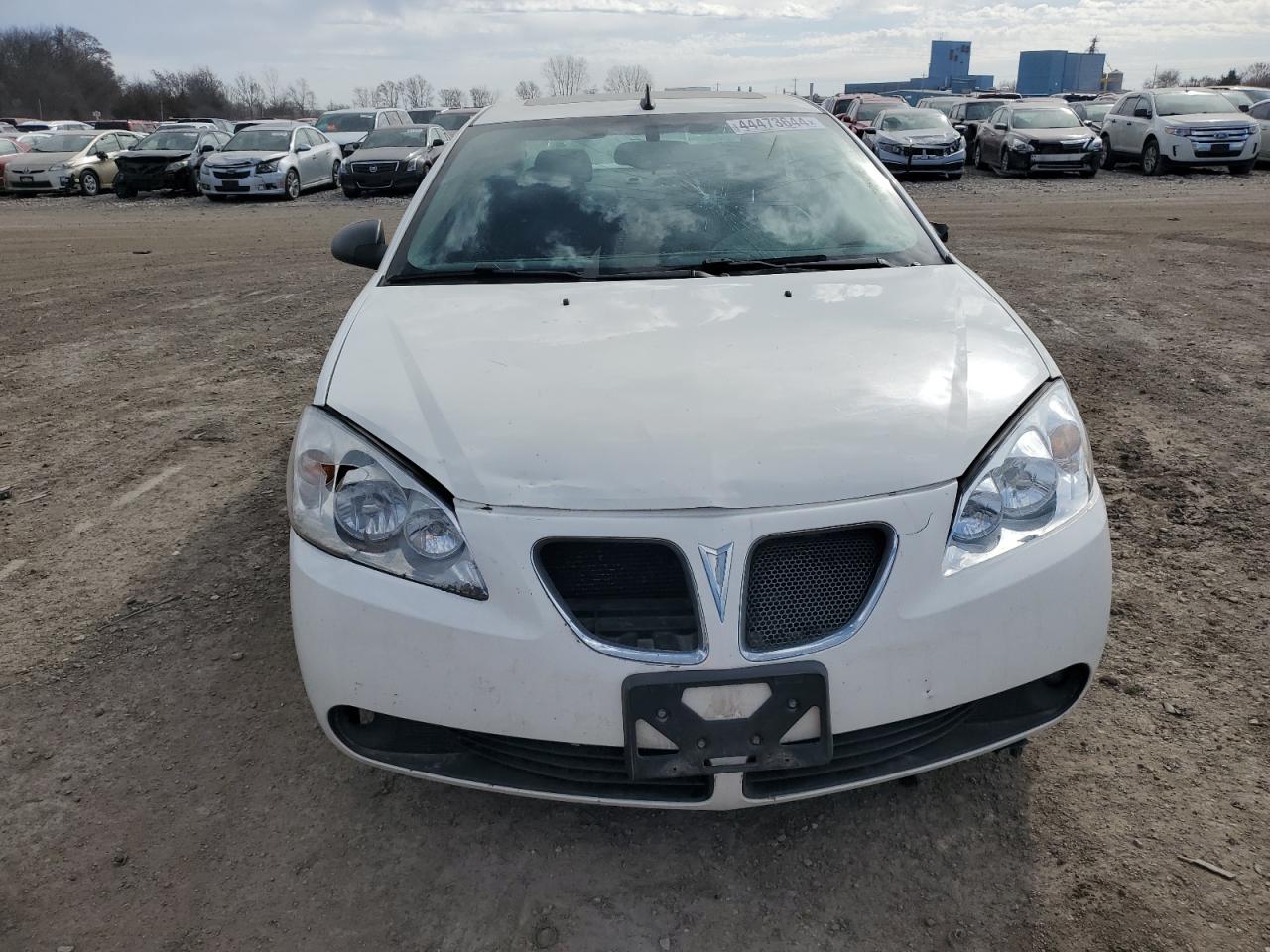 Photo 4 VIN: 1G2ZH57NX84183494 - PONTIAC G6 