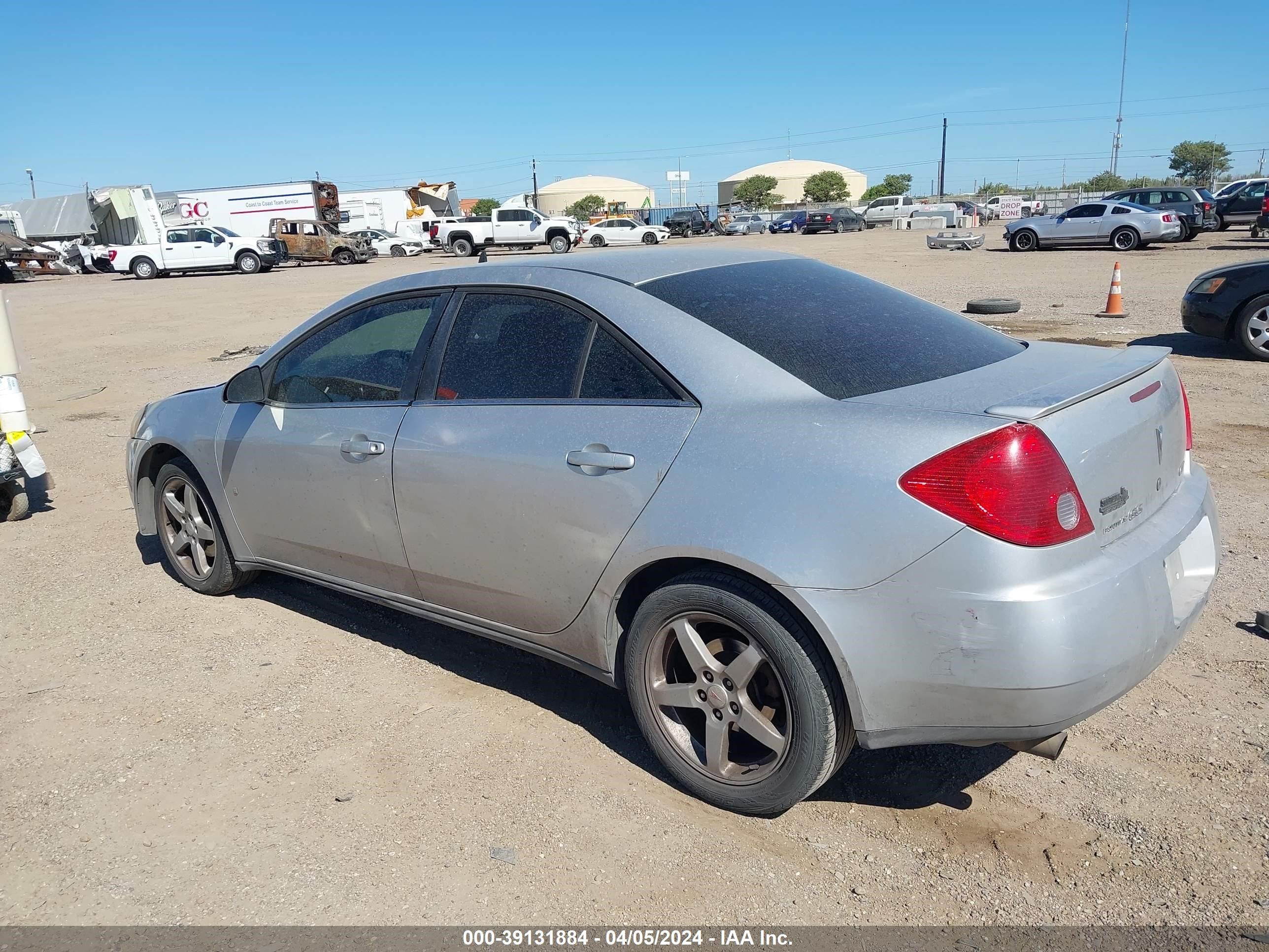 Photo 2 VIN: 1G2ZH57NX94124589 - PONTIAC G6 