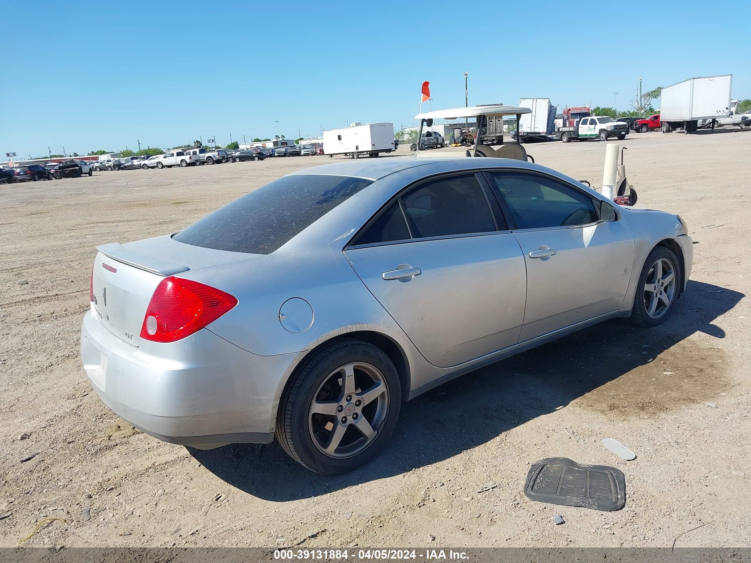 Photo 3 VIN: 1G2ZH57NX94124589 - PONTIAC G6 