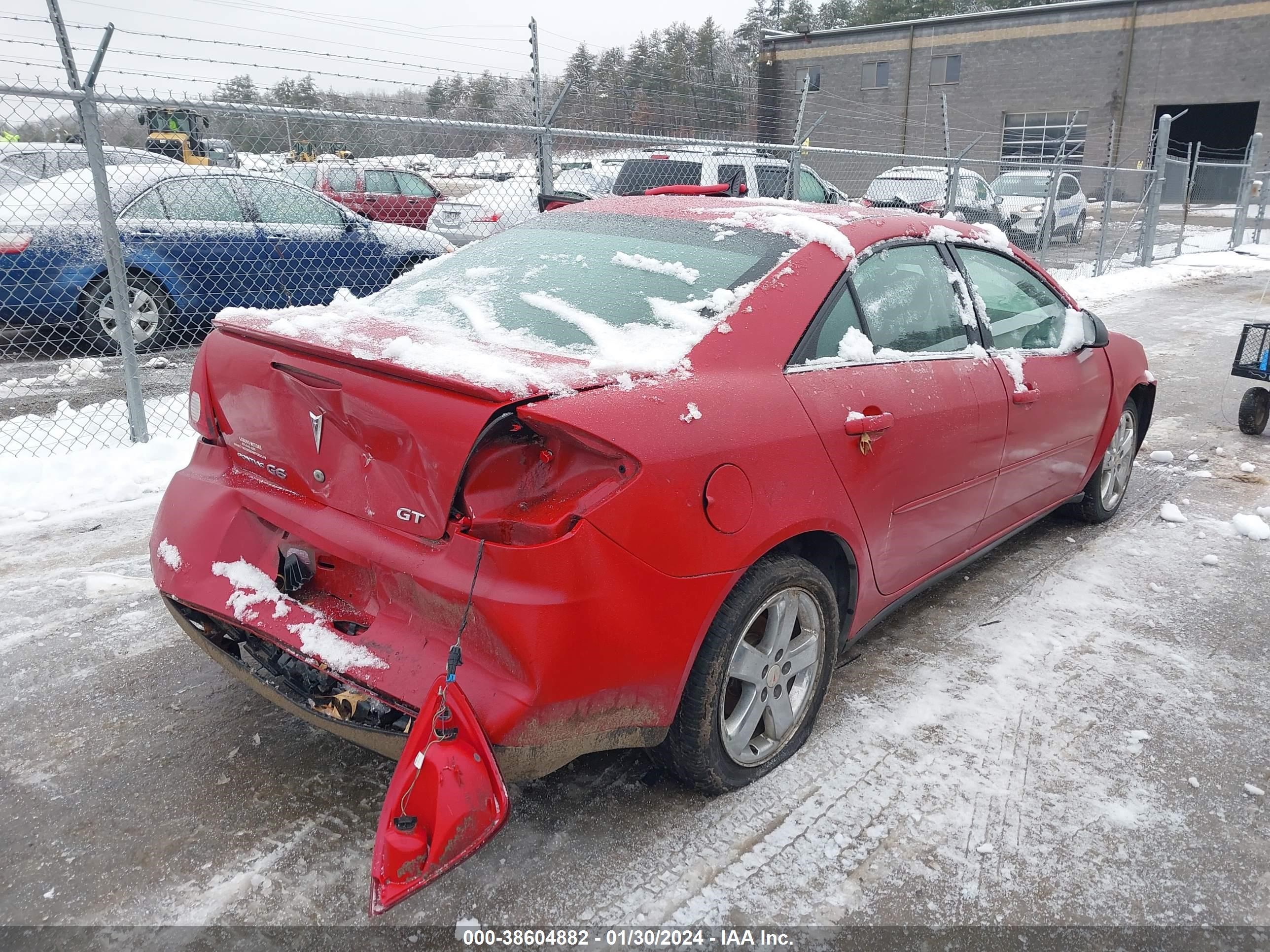 Photo 3 VIN: 1G2ZH58N074240329 - PONTIAC G6 