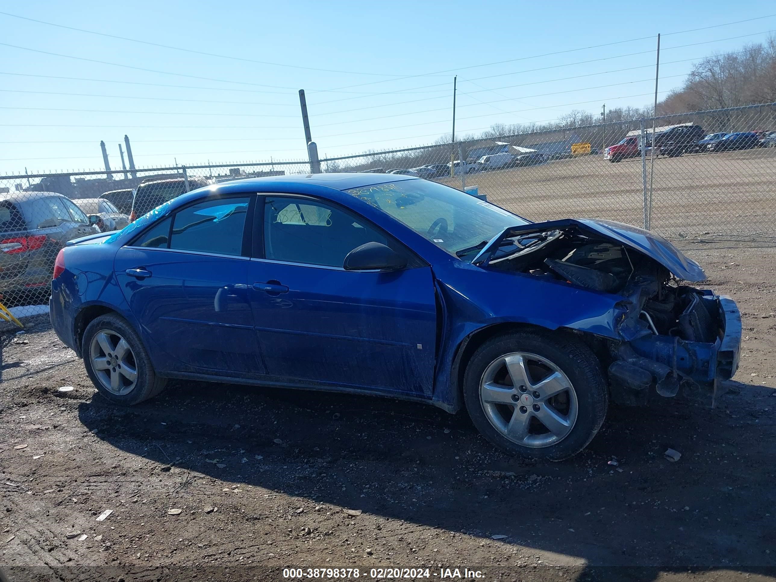 Photo 12 VIN: 1G2ZH58N974173469 - PONTIAC G6 